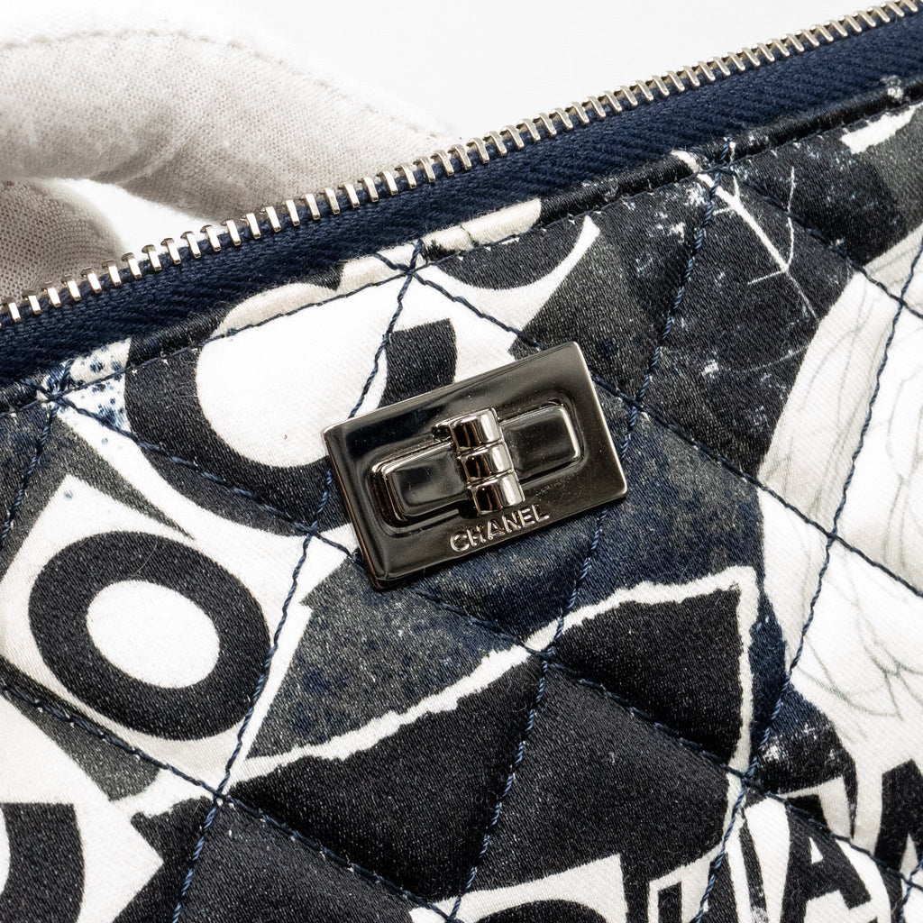 chanel-coco-printed-medium-2-55-reissue-o-case-pouch-fabric-black-white-ruthenium-shw