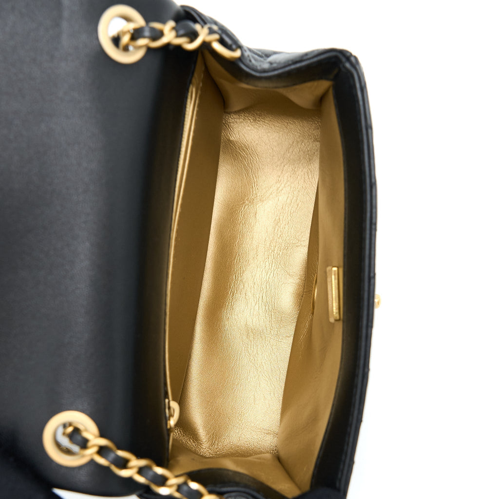 chanel-22s-pearl-crush-mini-square-flap-bag-lambskin-black-ghwmicrochip