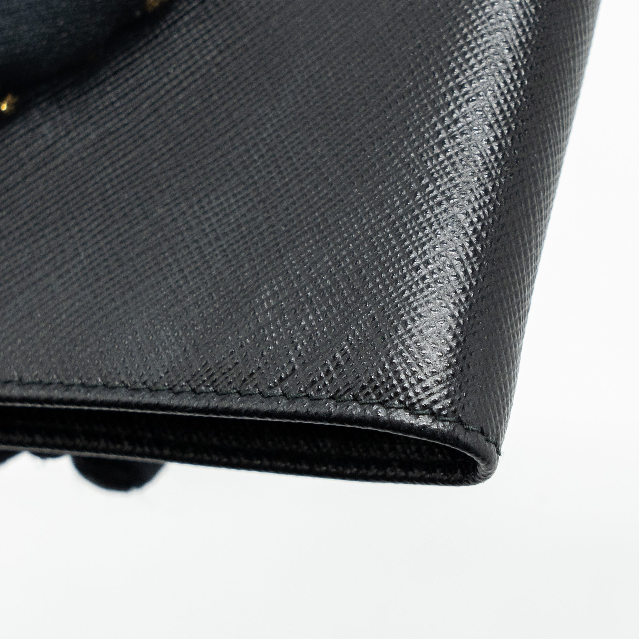 prada-small-saffiano-leather-wallet-black-ghw