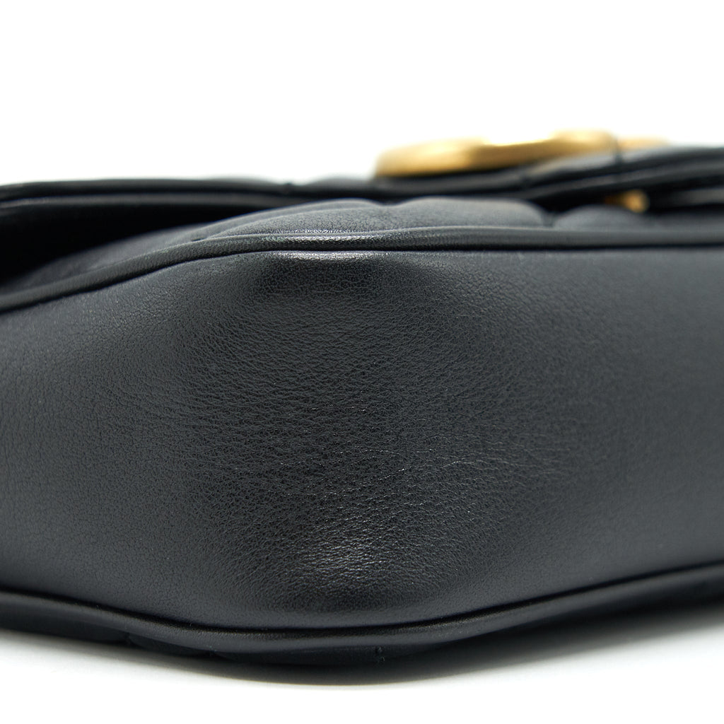 gucci-gg-marmont-super-mini-black-ghw