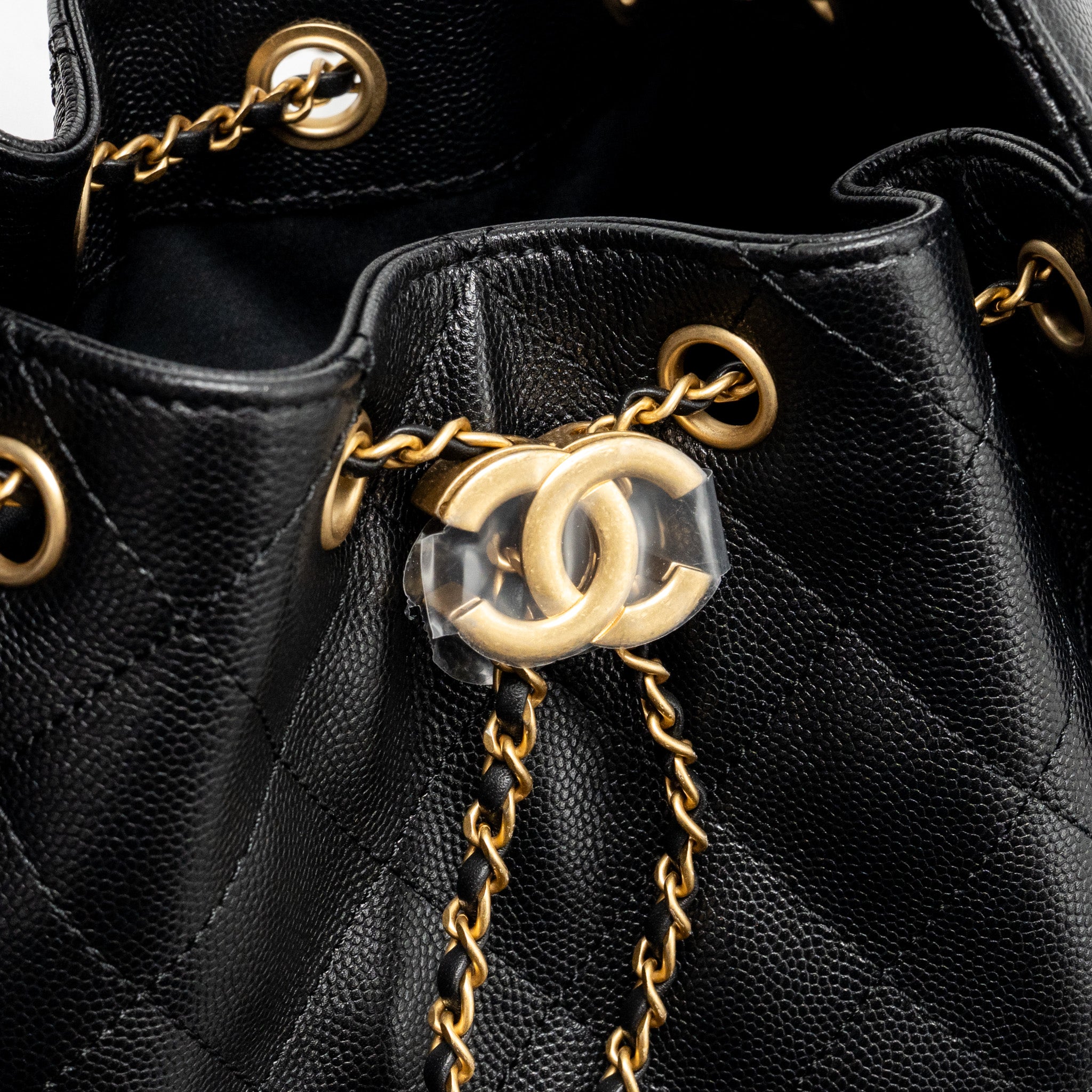 chanel-small-25-bag-caviar-black-ghwmicrochip