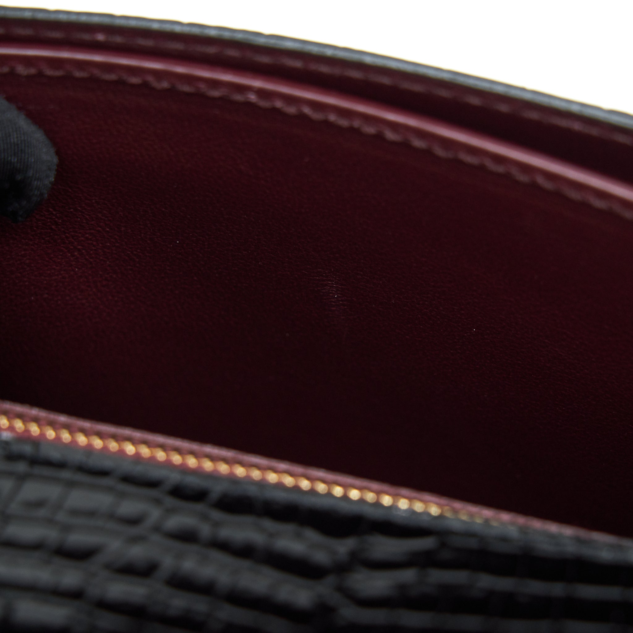 saint-laurent-cassandra-monogram-clasp-bag-black-ghw-croc-embossed-calfskin