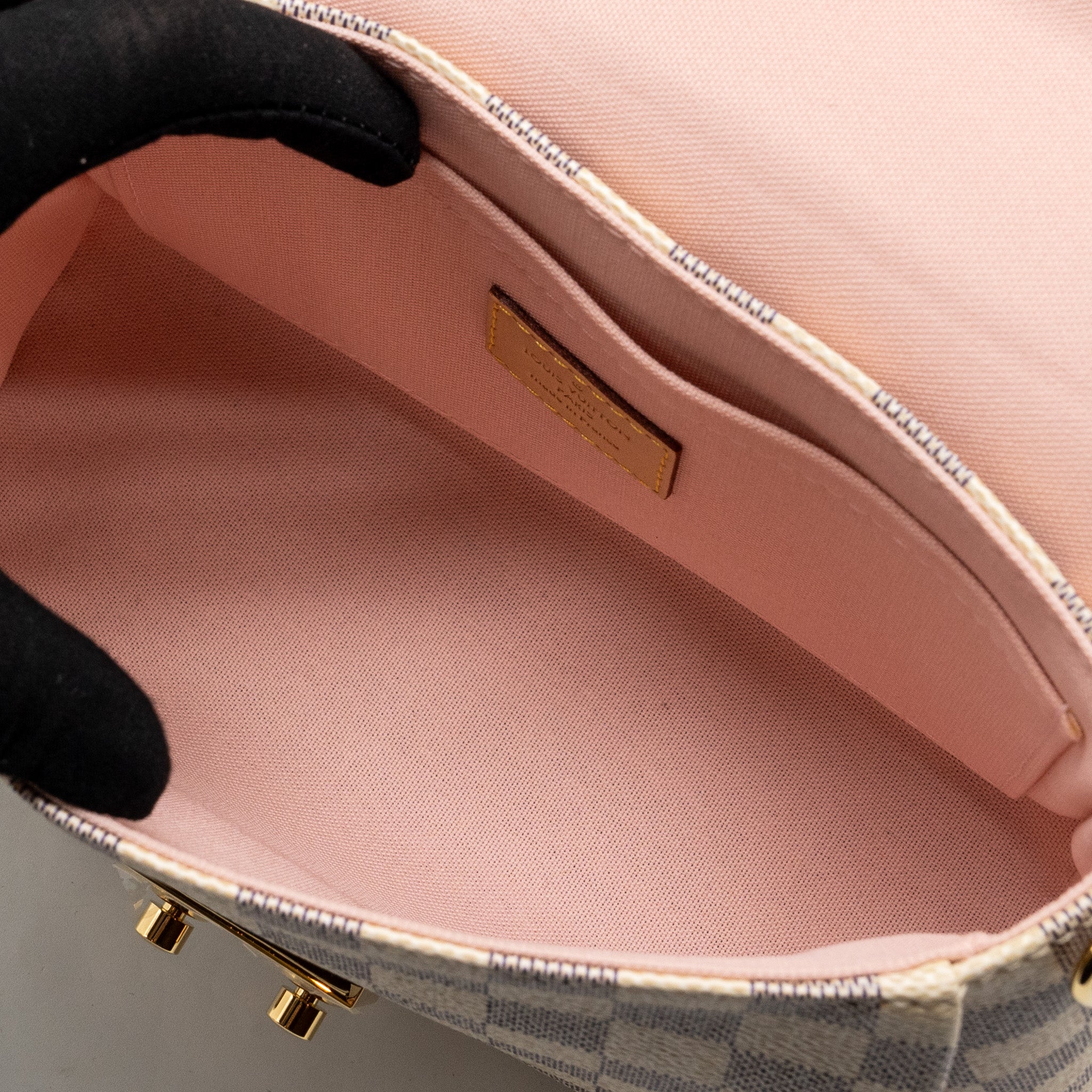 louis-vuitton-croisette-damier-azur-ghw