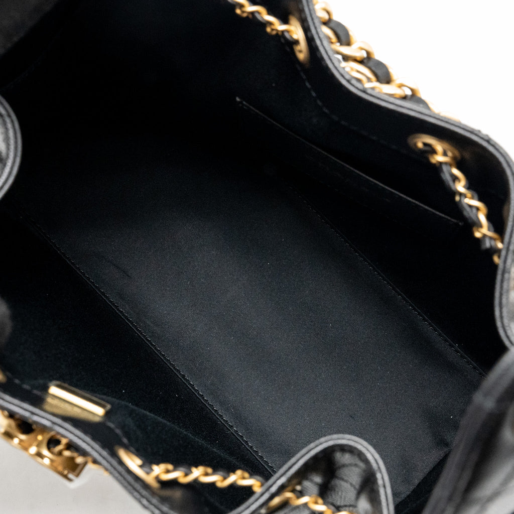 chanel-small-25-bag-caviar-black-ghwmicrochip