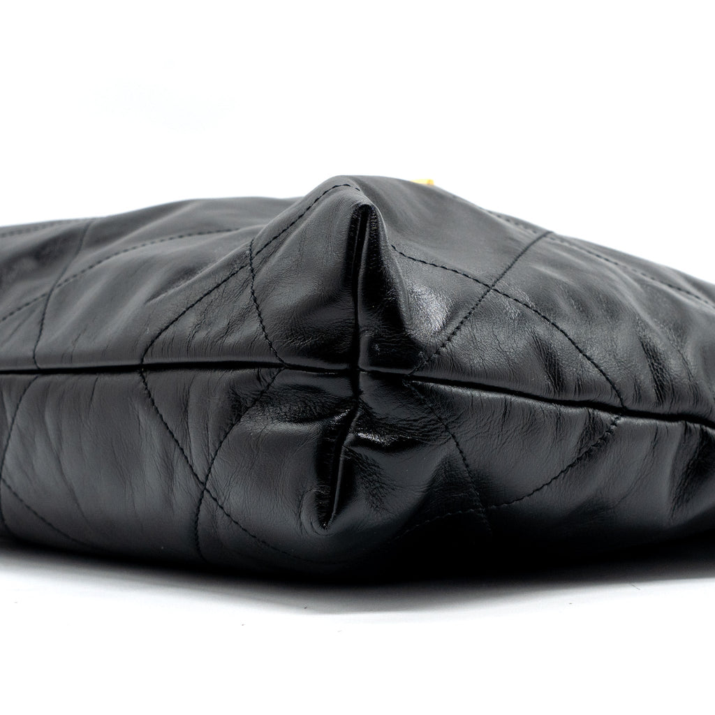 chanel-small-22-bag-calfskin-black-with-ghw-microchip