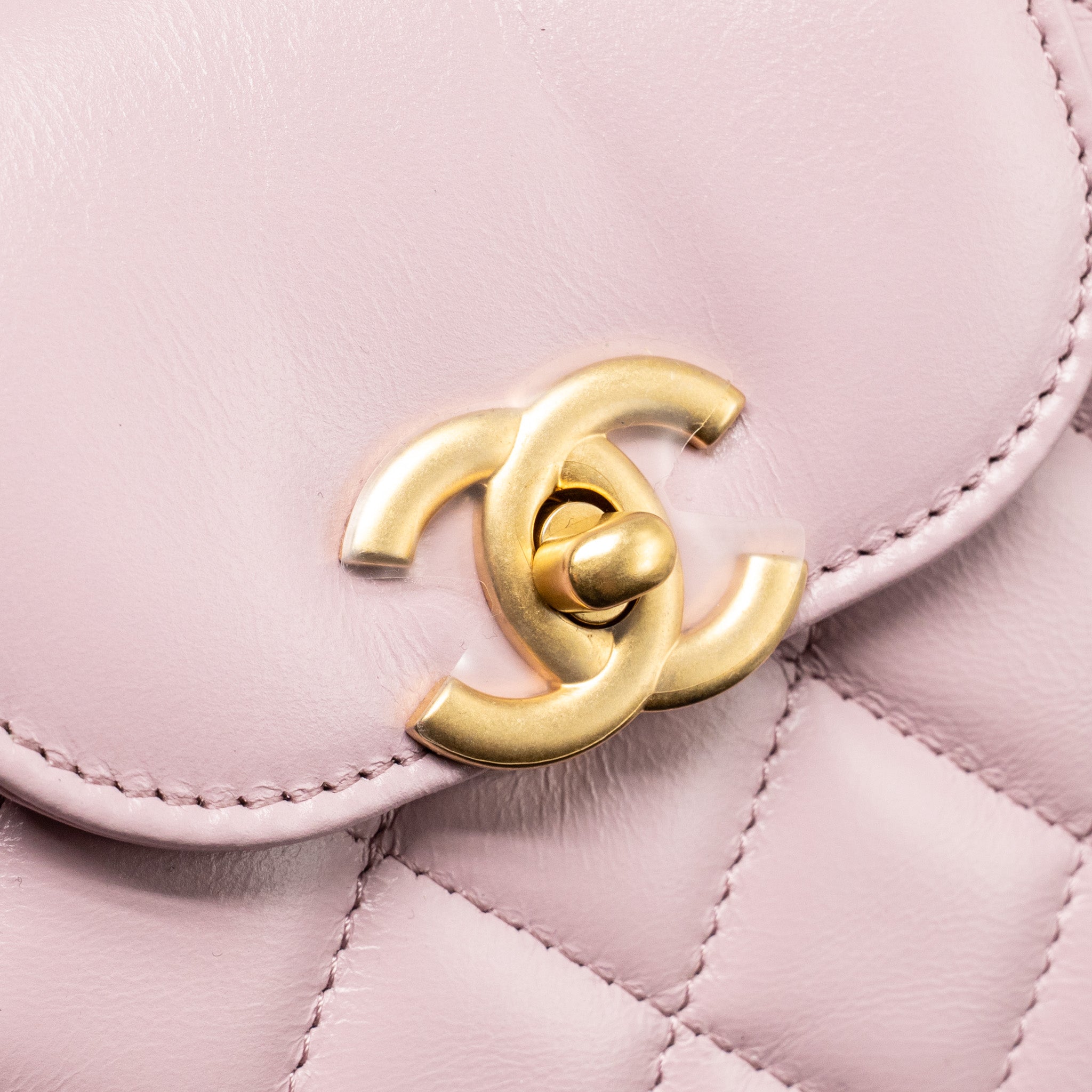 chanel-kelly-pink