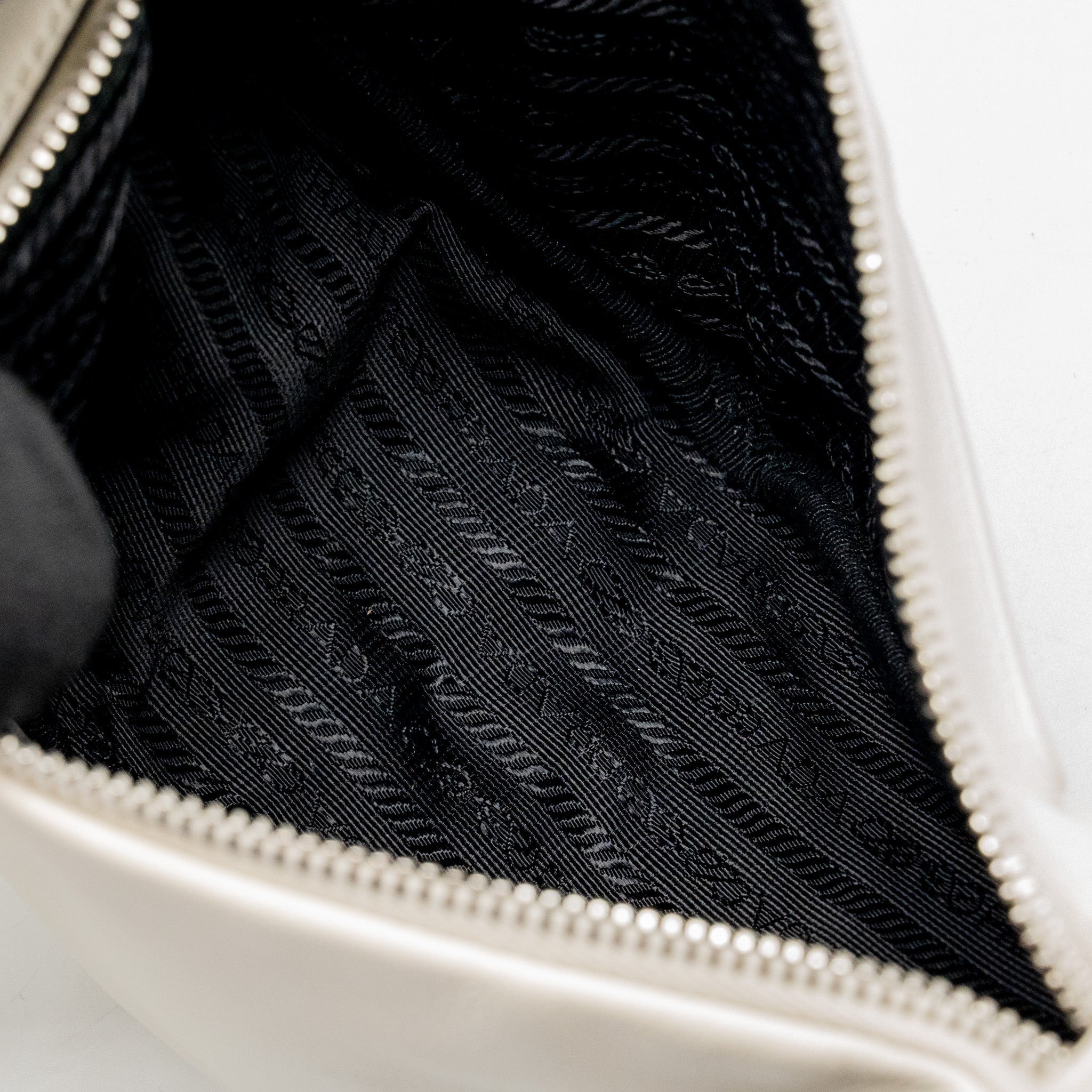 prada-triangle-shoulder-bag-leather-white-shw-1