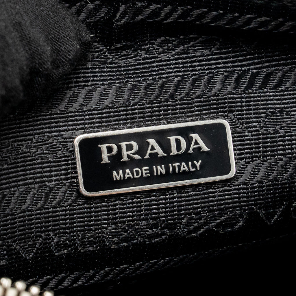 prada-triangle-shoulder-bag-leather-white-shw-1