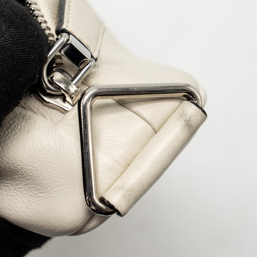 prada-triangle-shoulder-bag-leather-white-shw-1