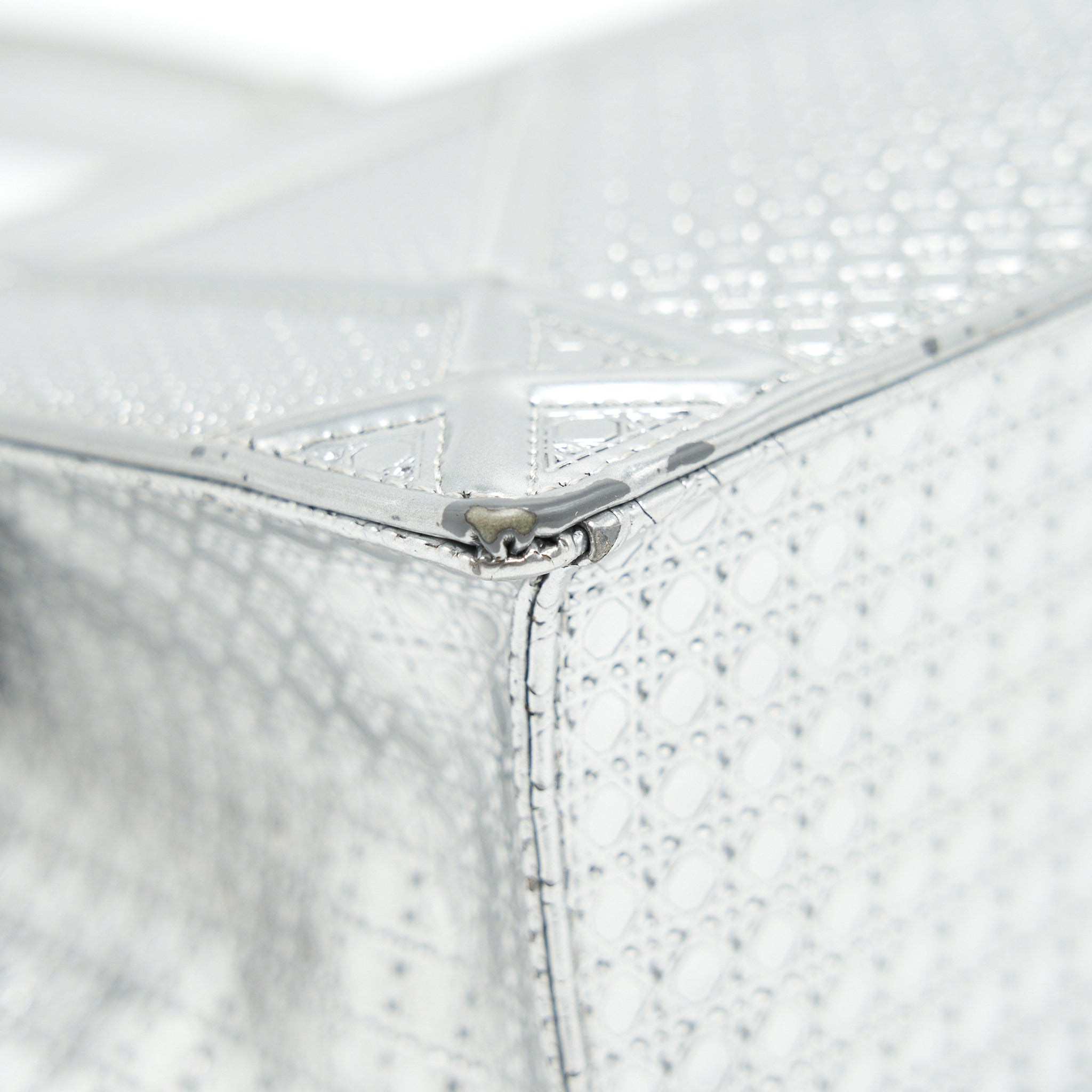 dior-medium-diorma-metallic-silver-with-shw