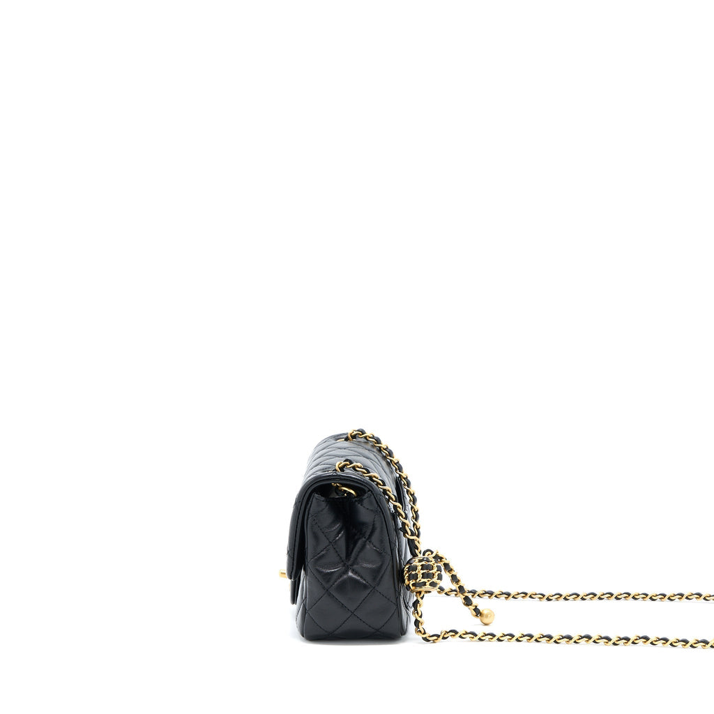 chanel-22s-pearl-crush-mini-square-flap-bag-lambskin-black-ghwmicrochip