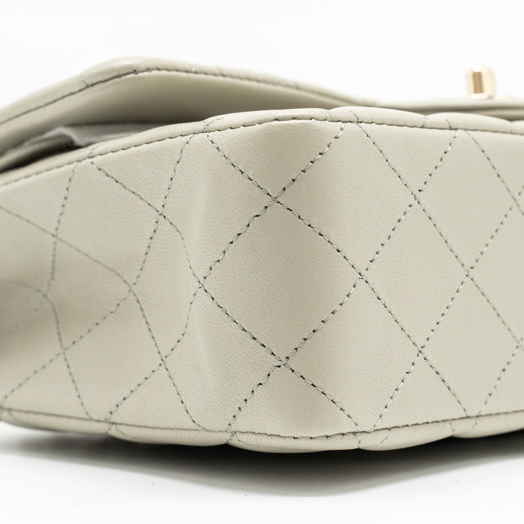 chanel-medium-classic-double-flap-bag-lambskin-light-grey-lghw-microchip-copy-1
