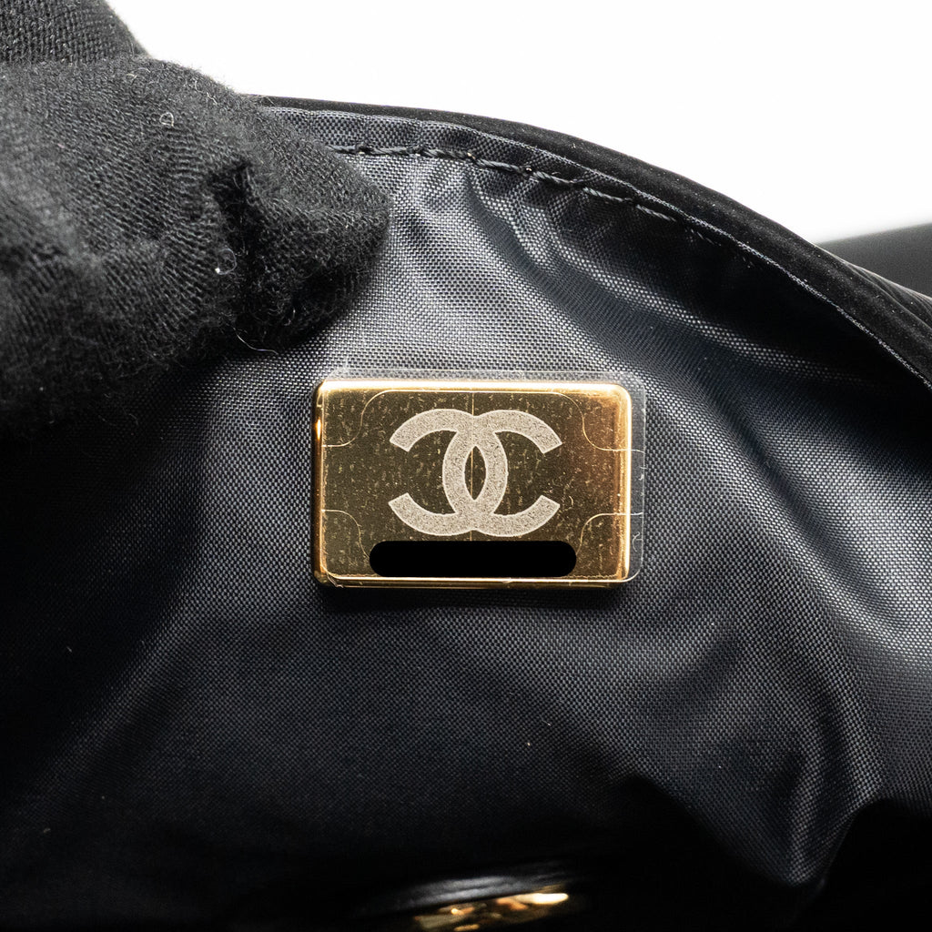 chanel-suede-black