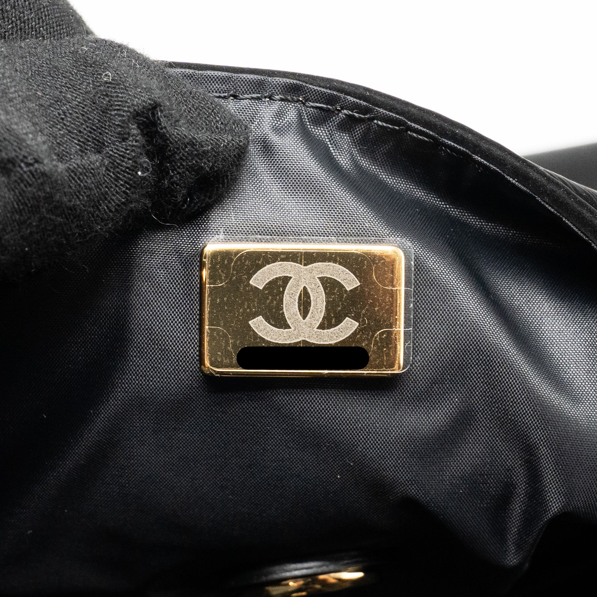 chanel-suede-black
