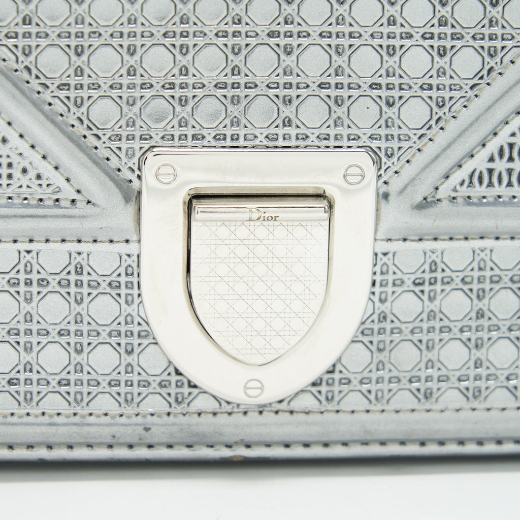 dior-medium-diorma-metallic-silver-with-shw