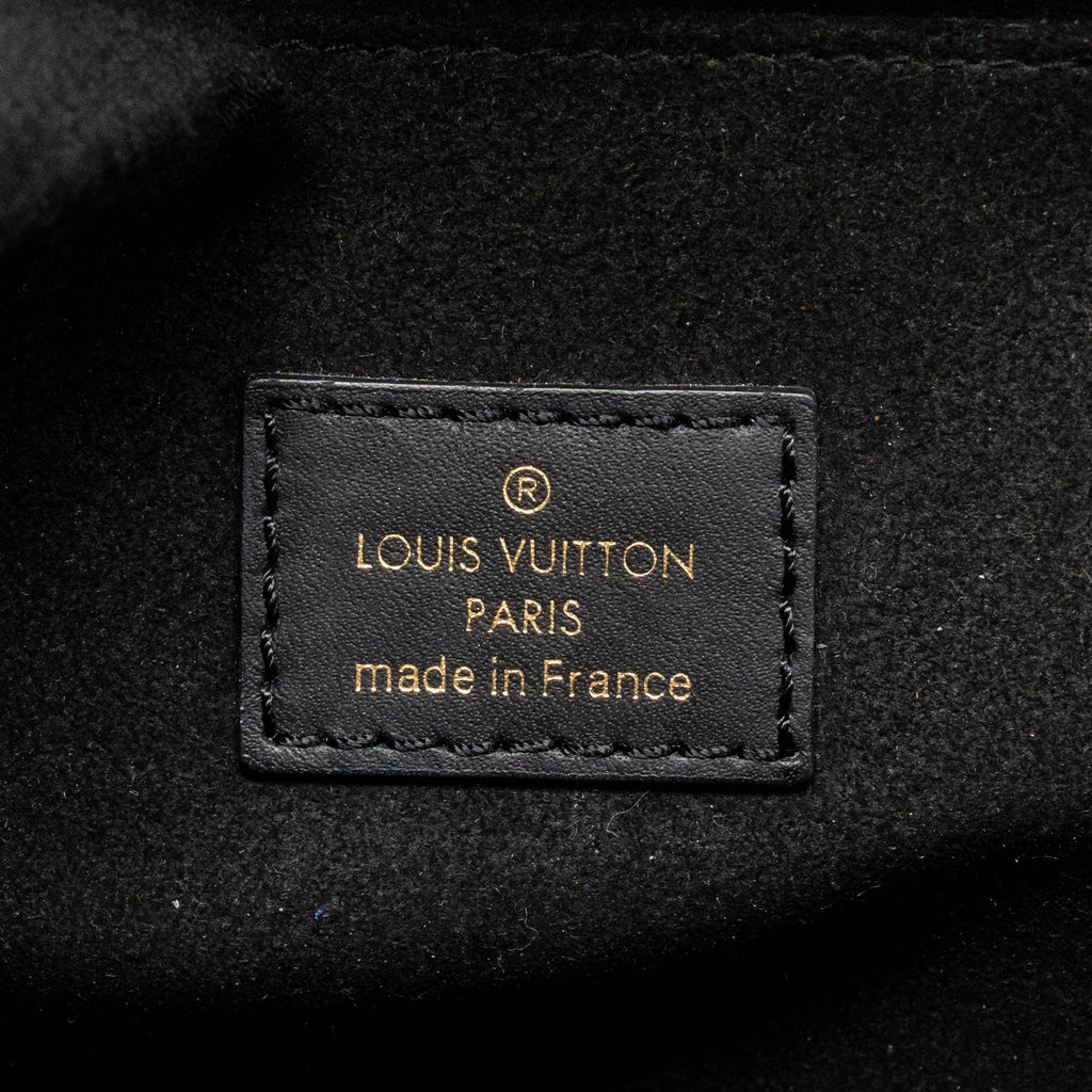 louis-vuitton-pochette-metis-monogram-reverse-canvas-ghw-11