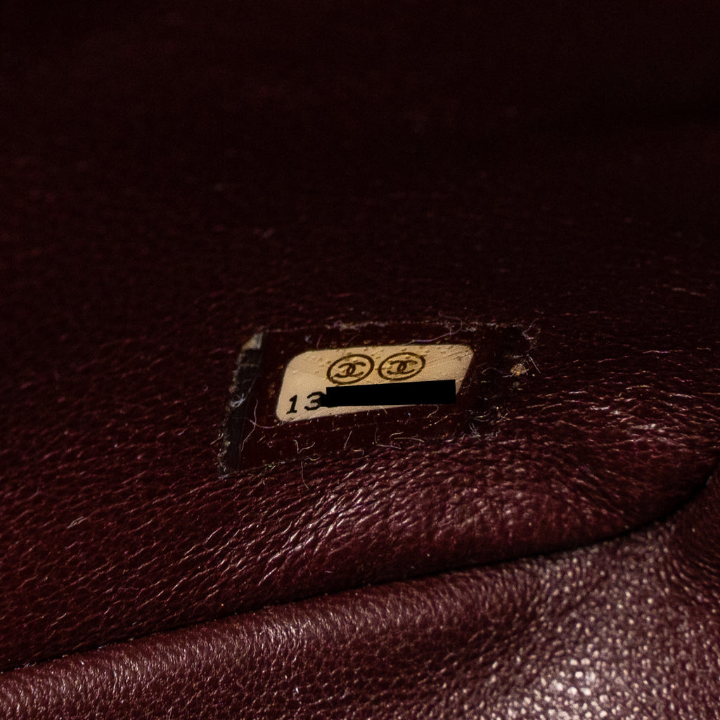 chanel-maxi-classic-single-flap-bag-lambskin-black-ghw