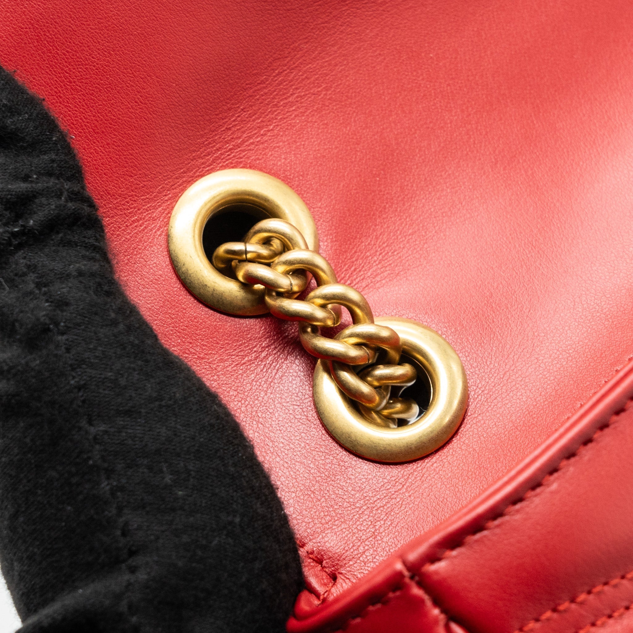 gucci-mini-gg-marmont-shoulder-bag-calfskin-red-ghw