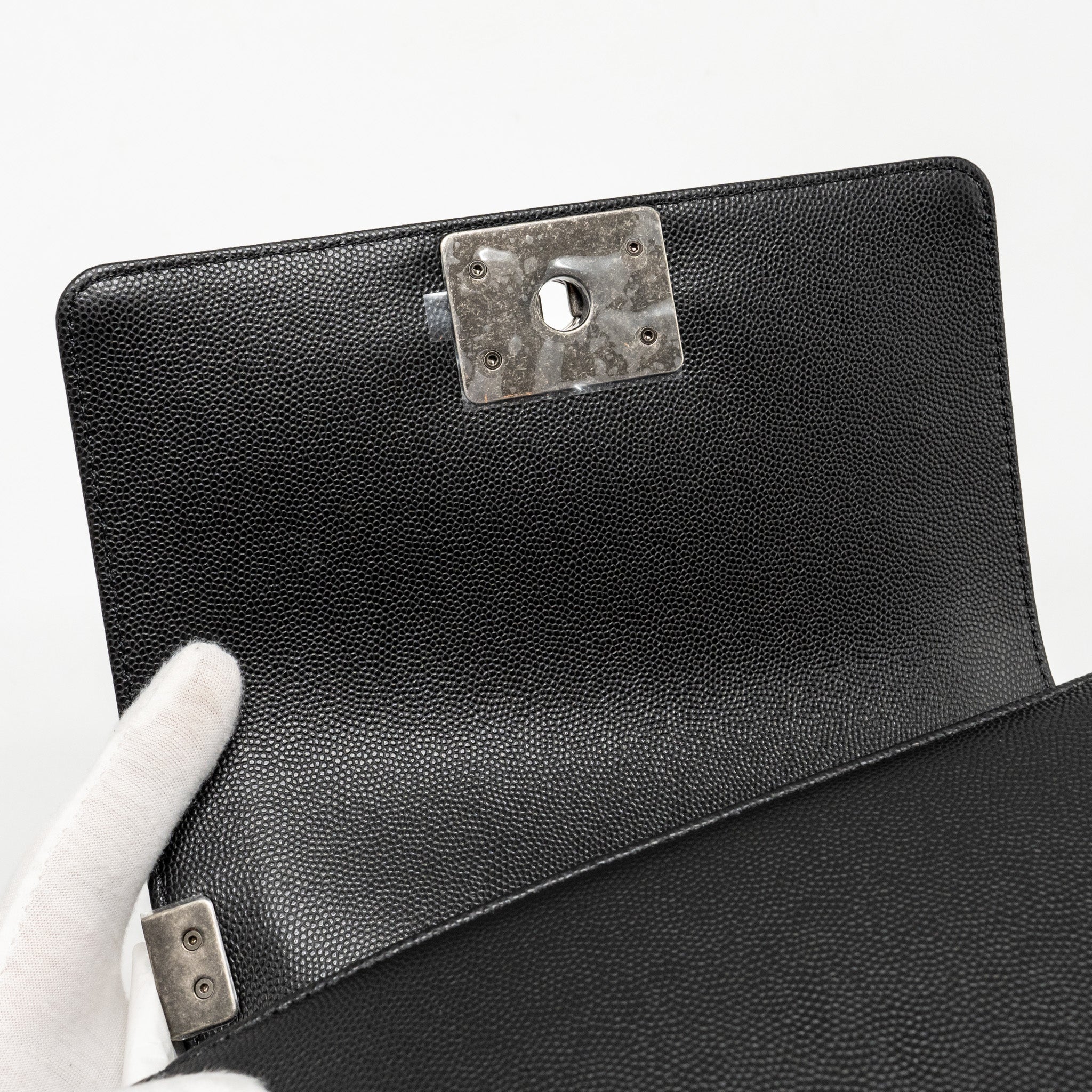 chanel-small-boy-bag-caviar-black-ruthenium-shw-microchip-copy-1