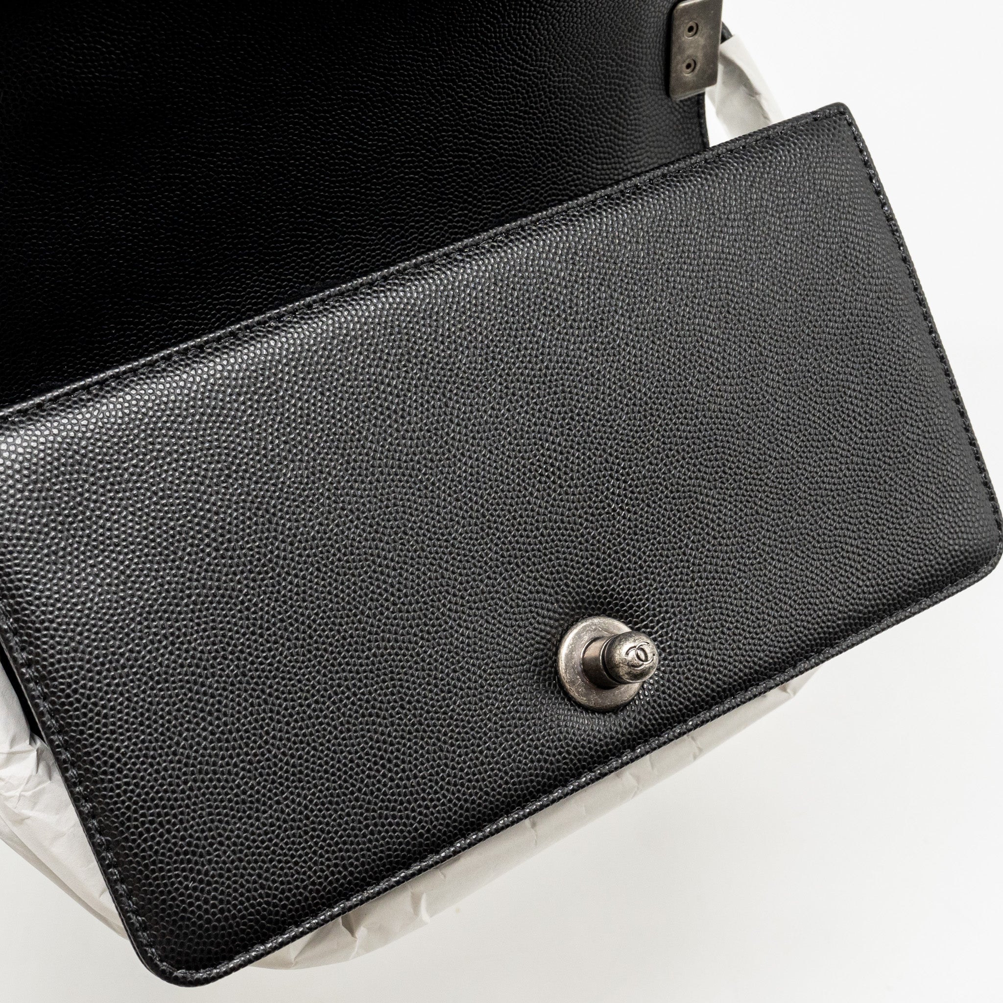 chanel-small-boy-bag-caviar-black-ruthenium-shw-microchip-copy-1