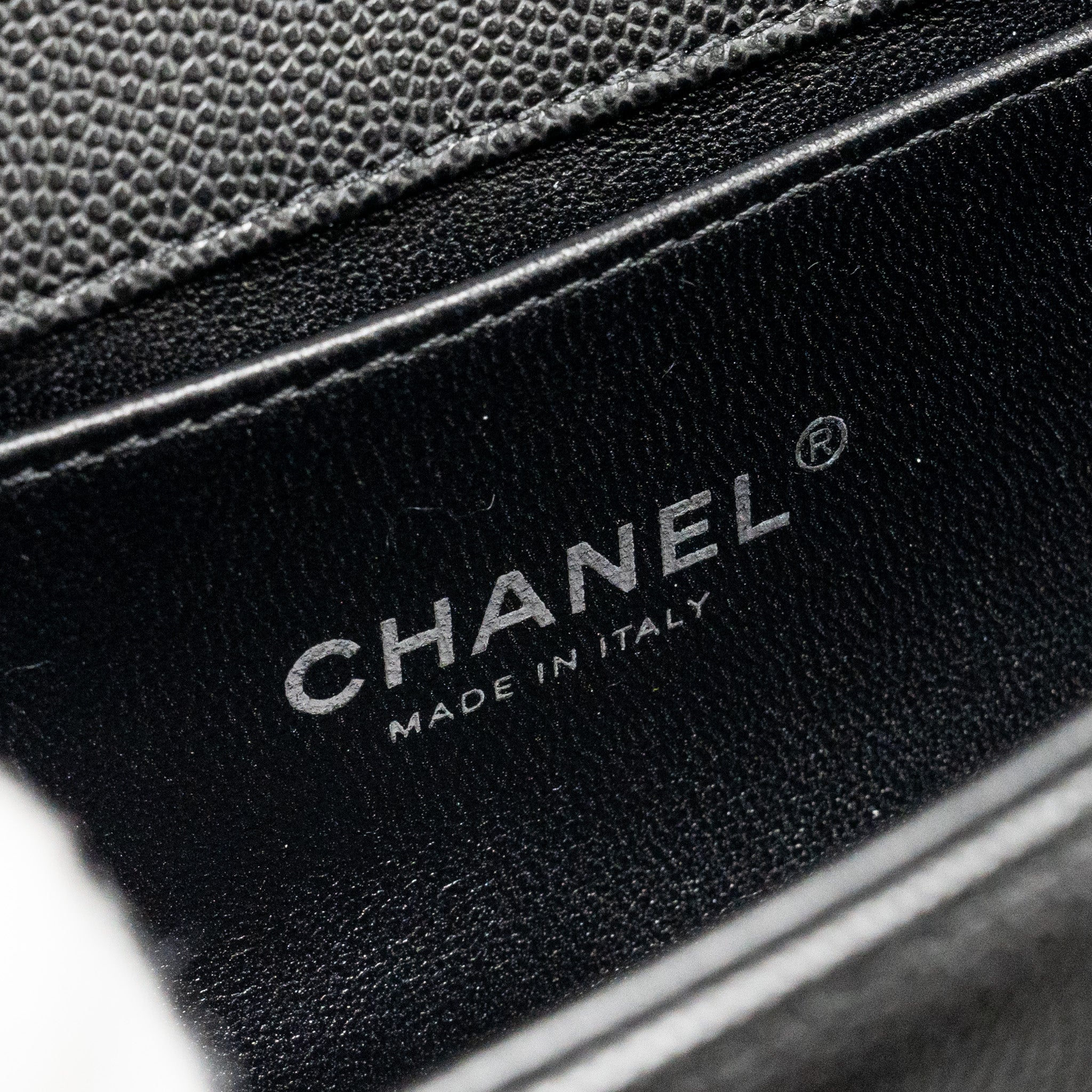 chanel-small-boy-bag-caviar-black-ruthenium-shw-microchip-copy-1