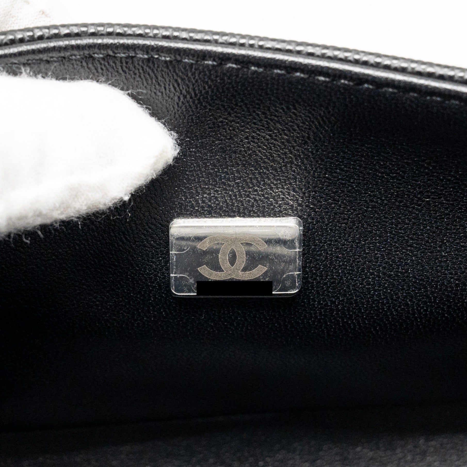chanel-small-boy-bag-caviar-black-ruthenium-shw-microchip-copy-1