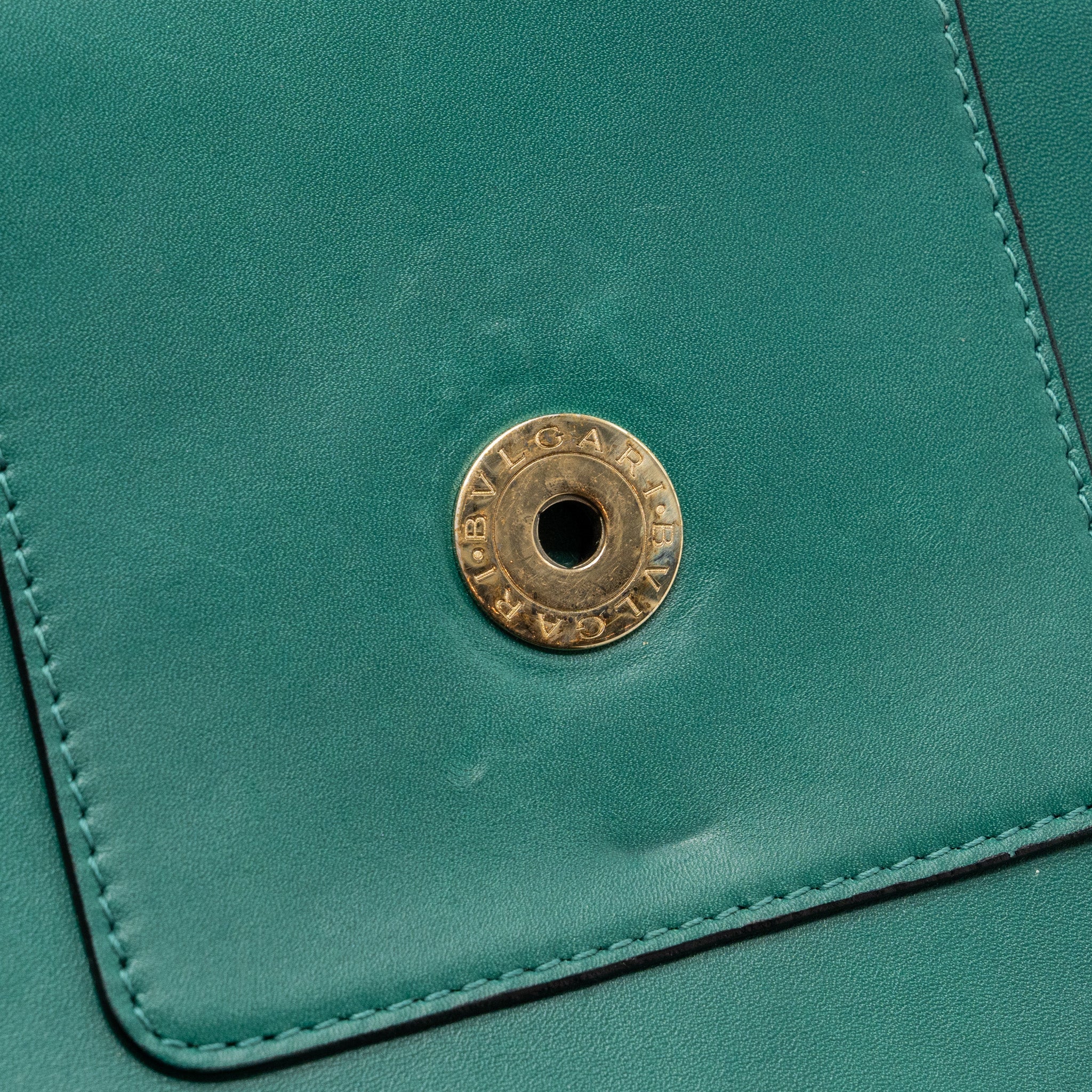bvlgari-serpenti-forever-chain-bag-calfskin-green-lghw-1