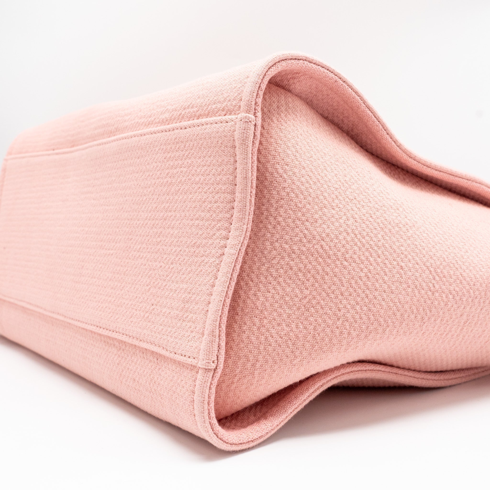 chanel-bag-pinkx1l319xj