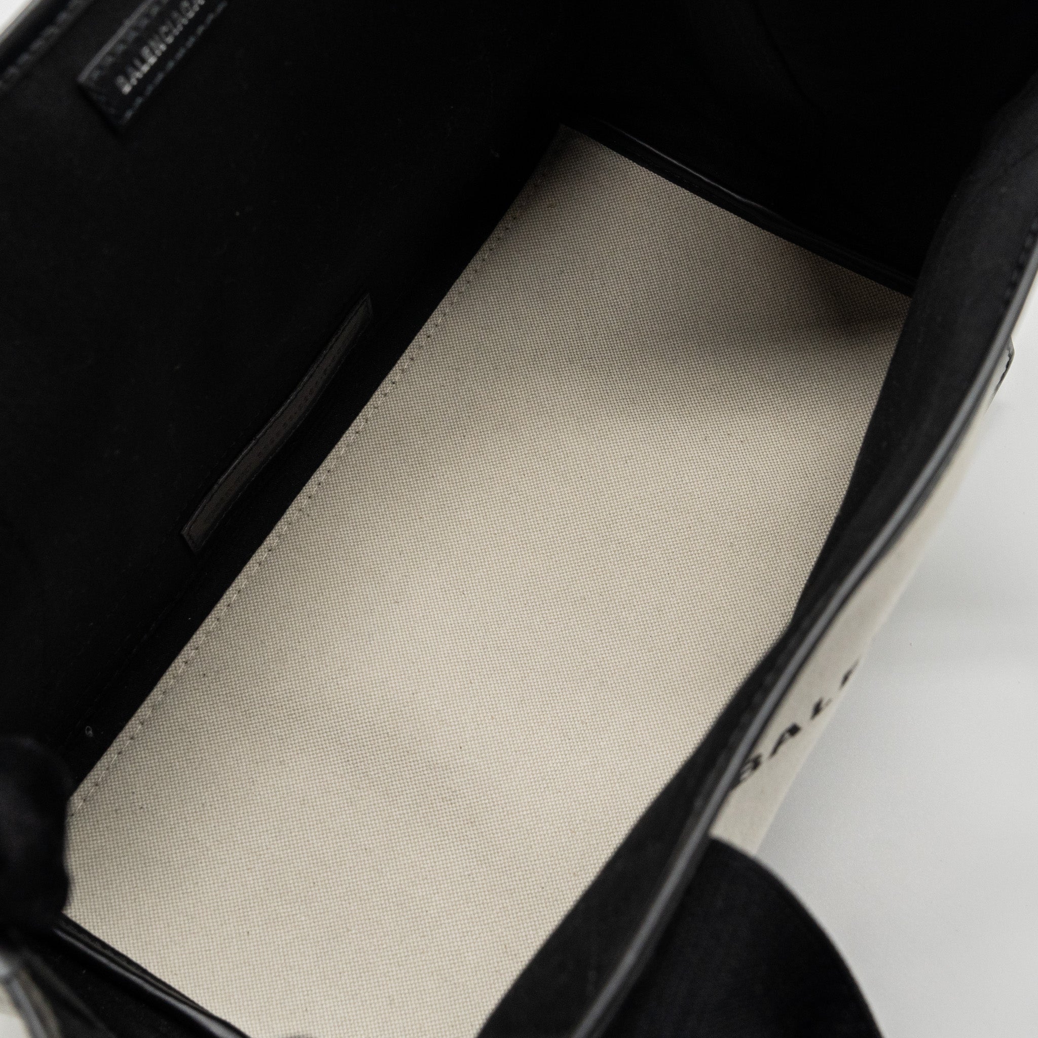 balenciaga-cabas-tote-bag-canvas-calfskin-beige-black-shw