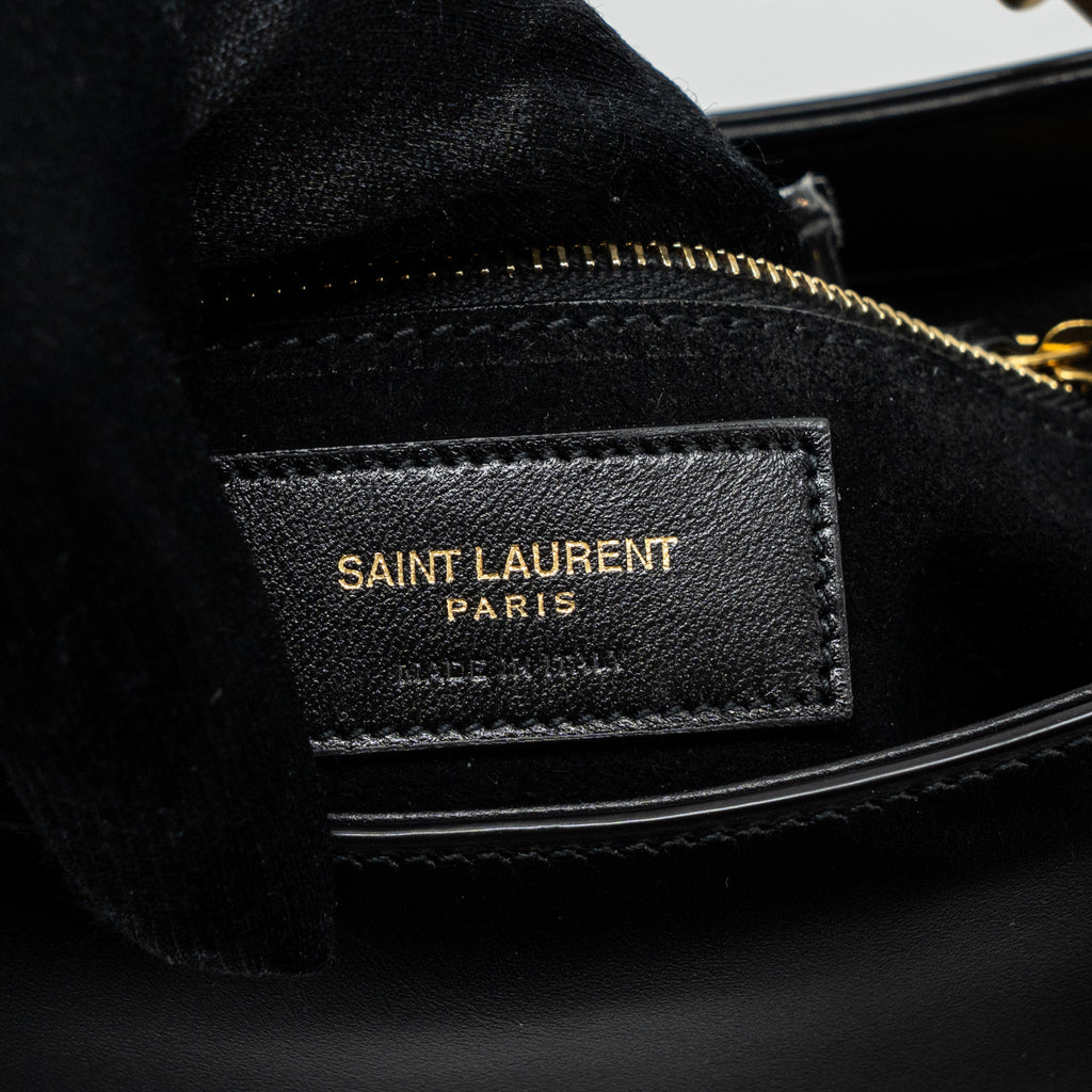 saint-laurent-ysl-le-5-a-7-hobo-bag-smooth-calfskin-black-ghw