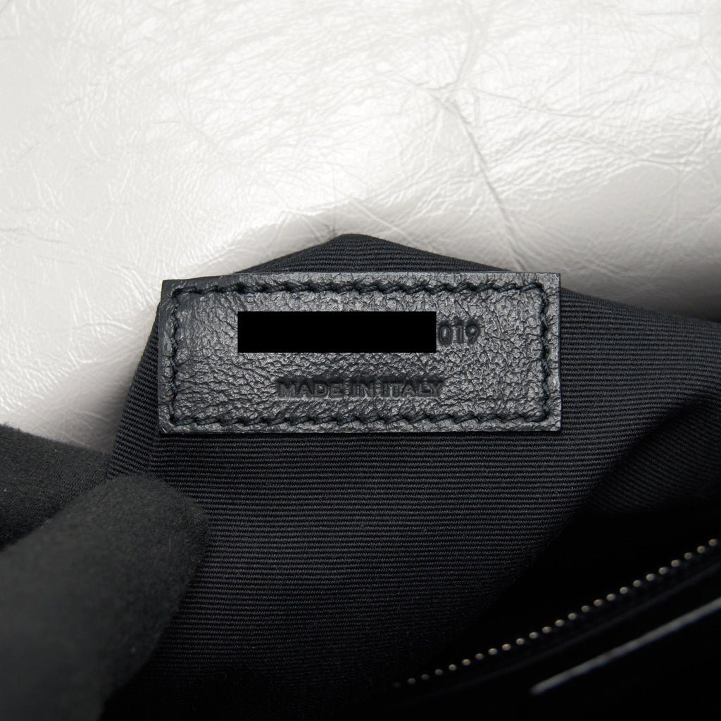 saint-laurent-medium-niki-bag-calfskin-light-grey-with-ruthenium-hardware