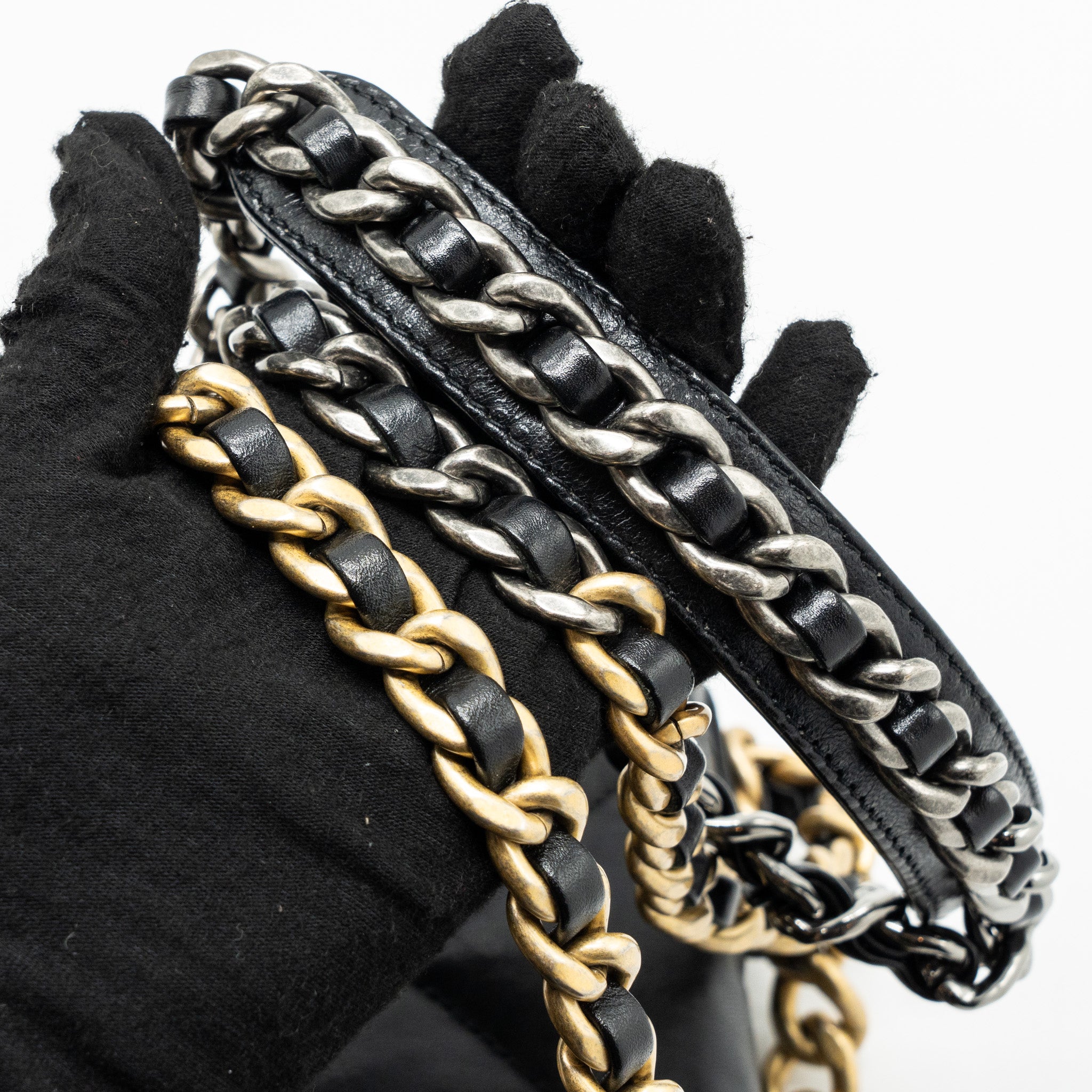 chanel-small-19-bag-goatskin-black-multicolour-hardware-1