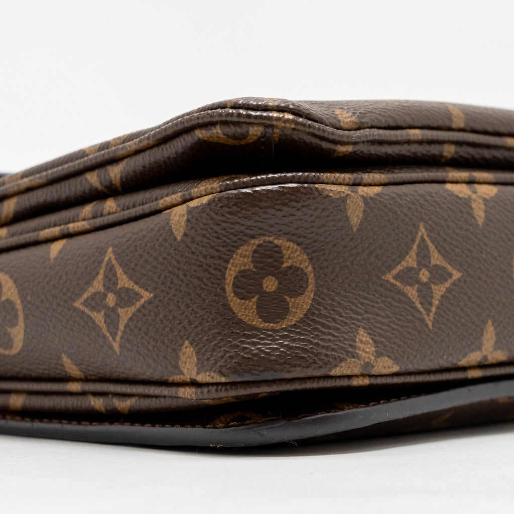 louis-vuitton-pochette-metis-monogram-canvas-ghw-copy