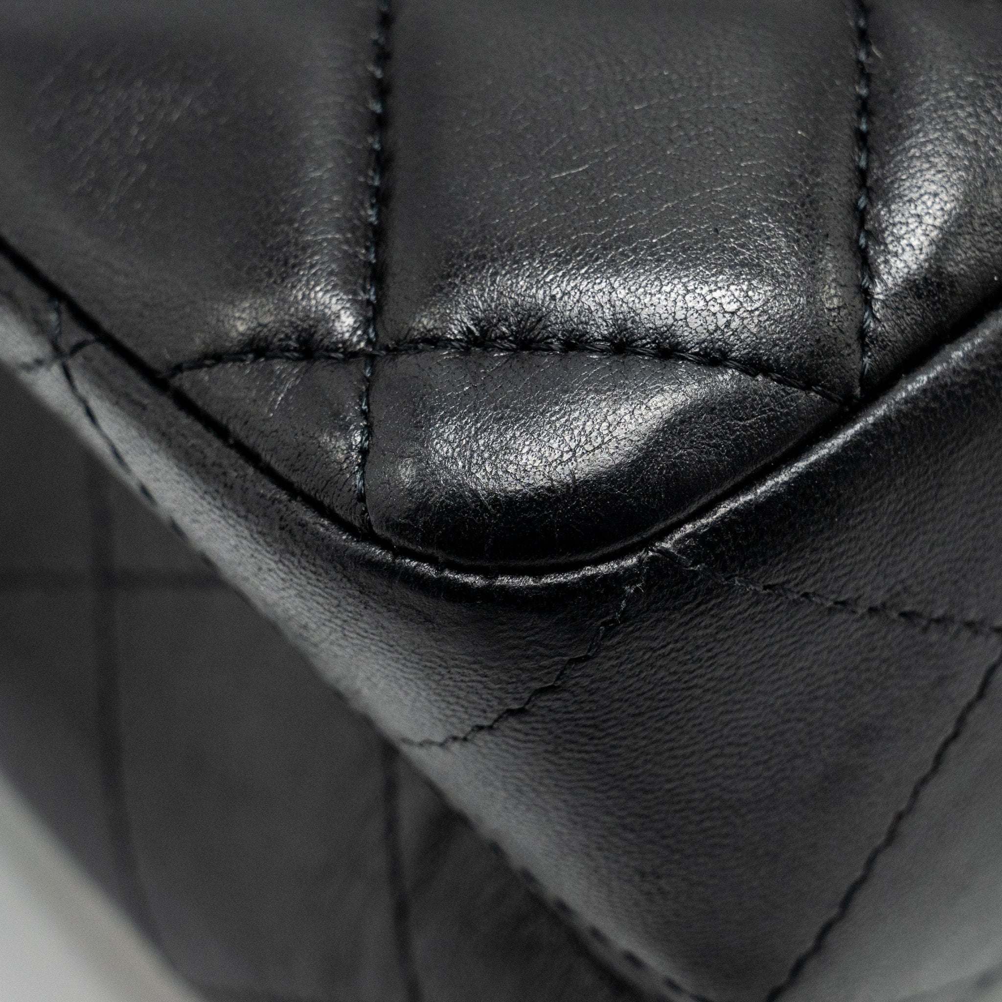 chanel-classic-single-flap-bag-lambskin-black-shw