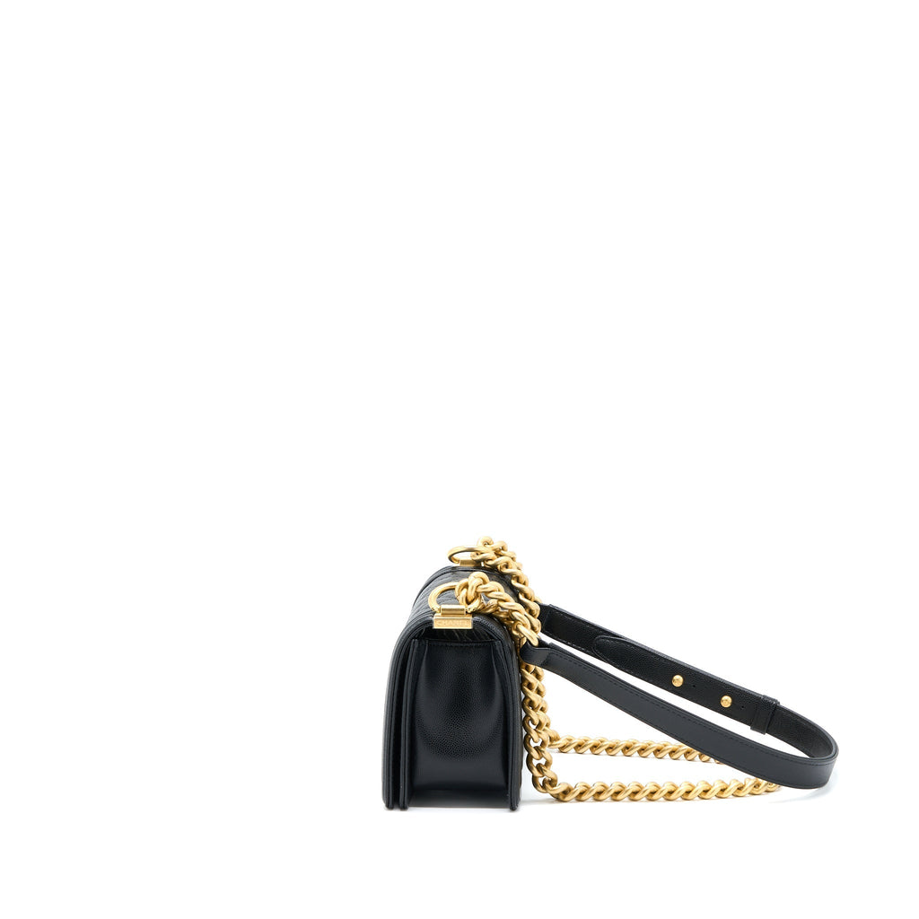 chanel-small-boy-bag-caviar-black-ghw-microchip-1
