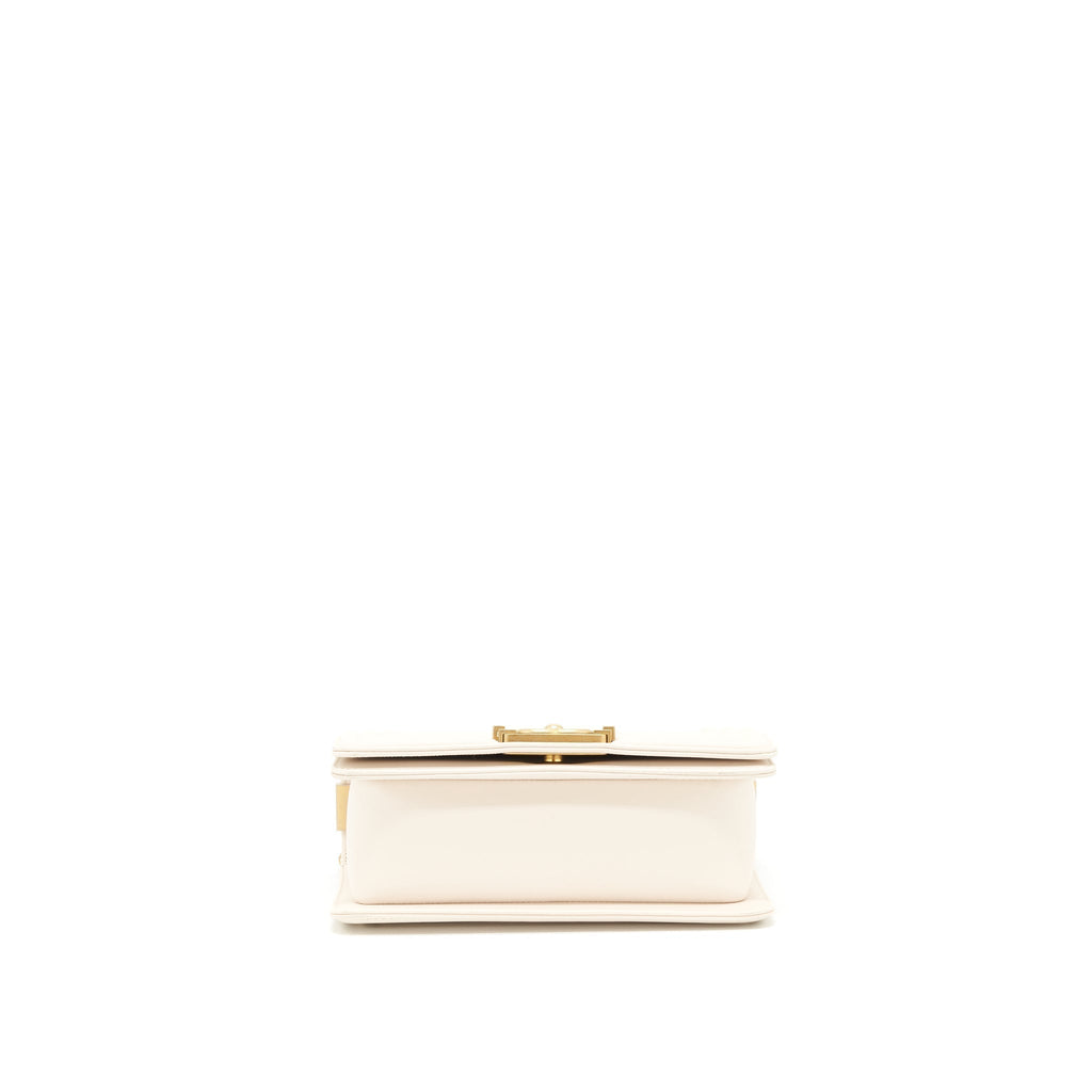 chanel-small-boy-chanel-calfskin-white-ghw