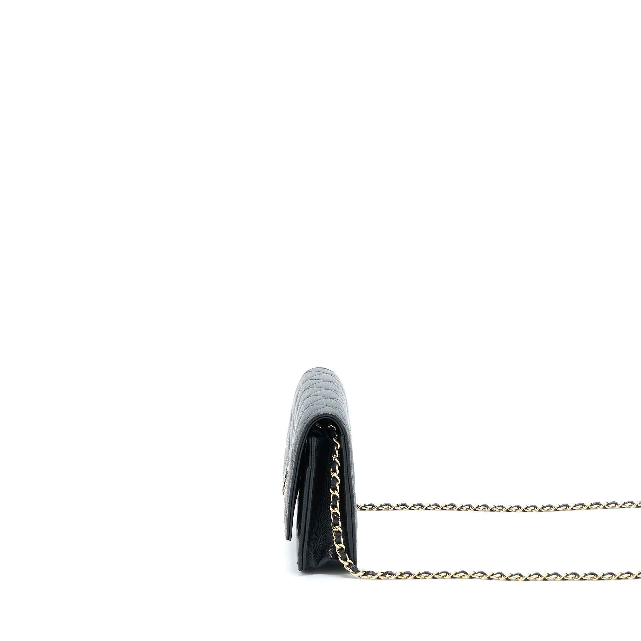 chanel-22s-wallet-on-chains-with-detail-cc-logo-caviar-black-lghw