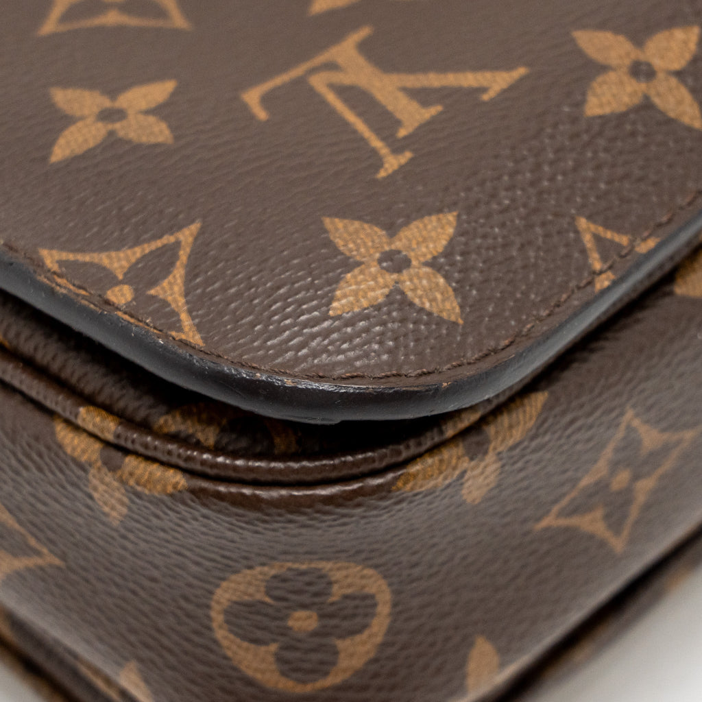 louis-vuitton-pochette-metis-monogram-canvas-ghw-copy