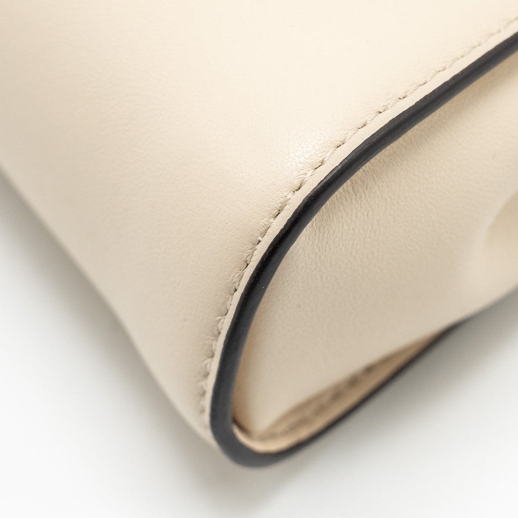 fendi-nano-peekaboo-lambskin-white-ghw