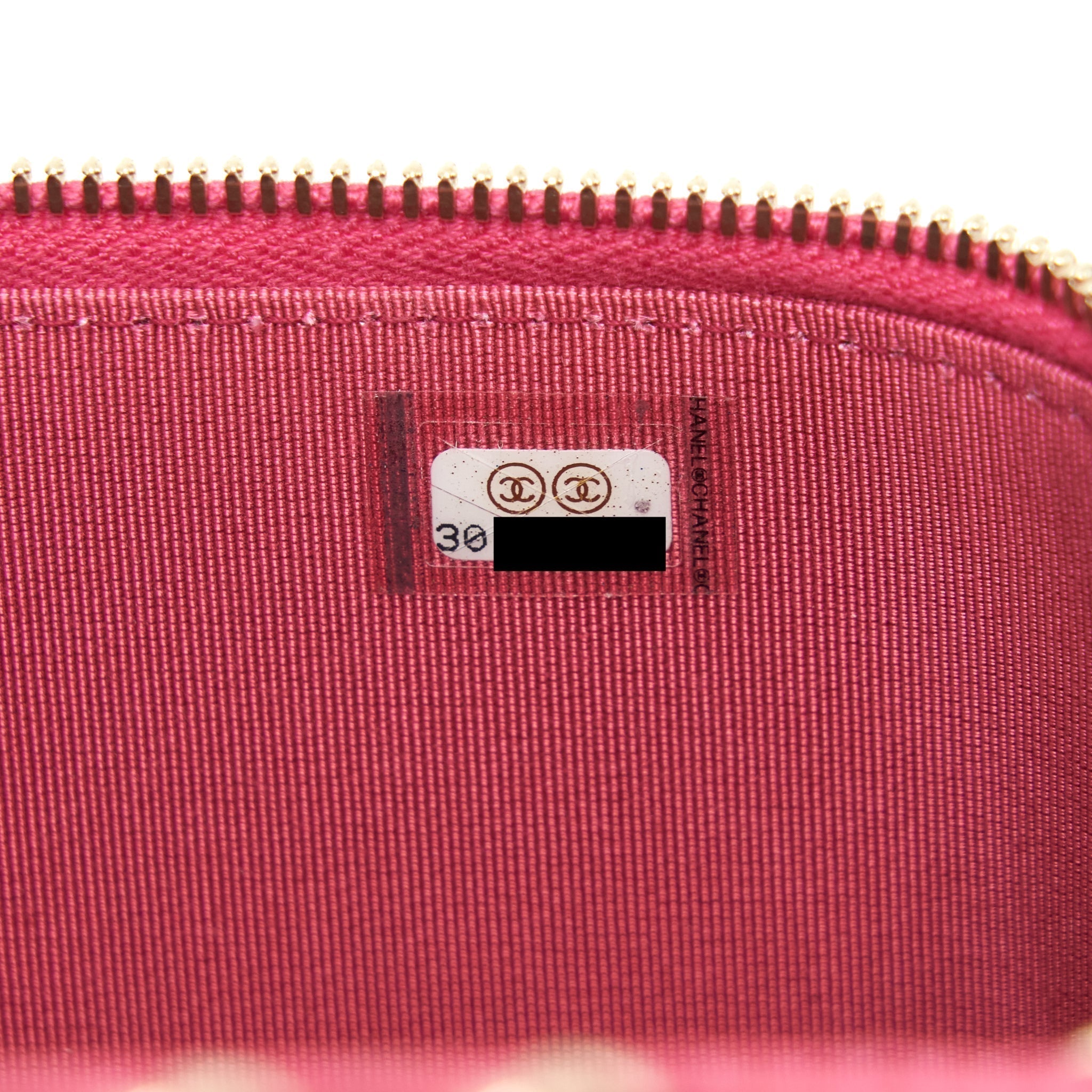 chanel-long-vanity-case-caviar-hot-pink-lghw
