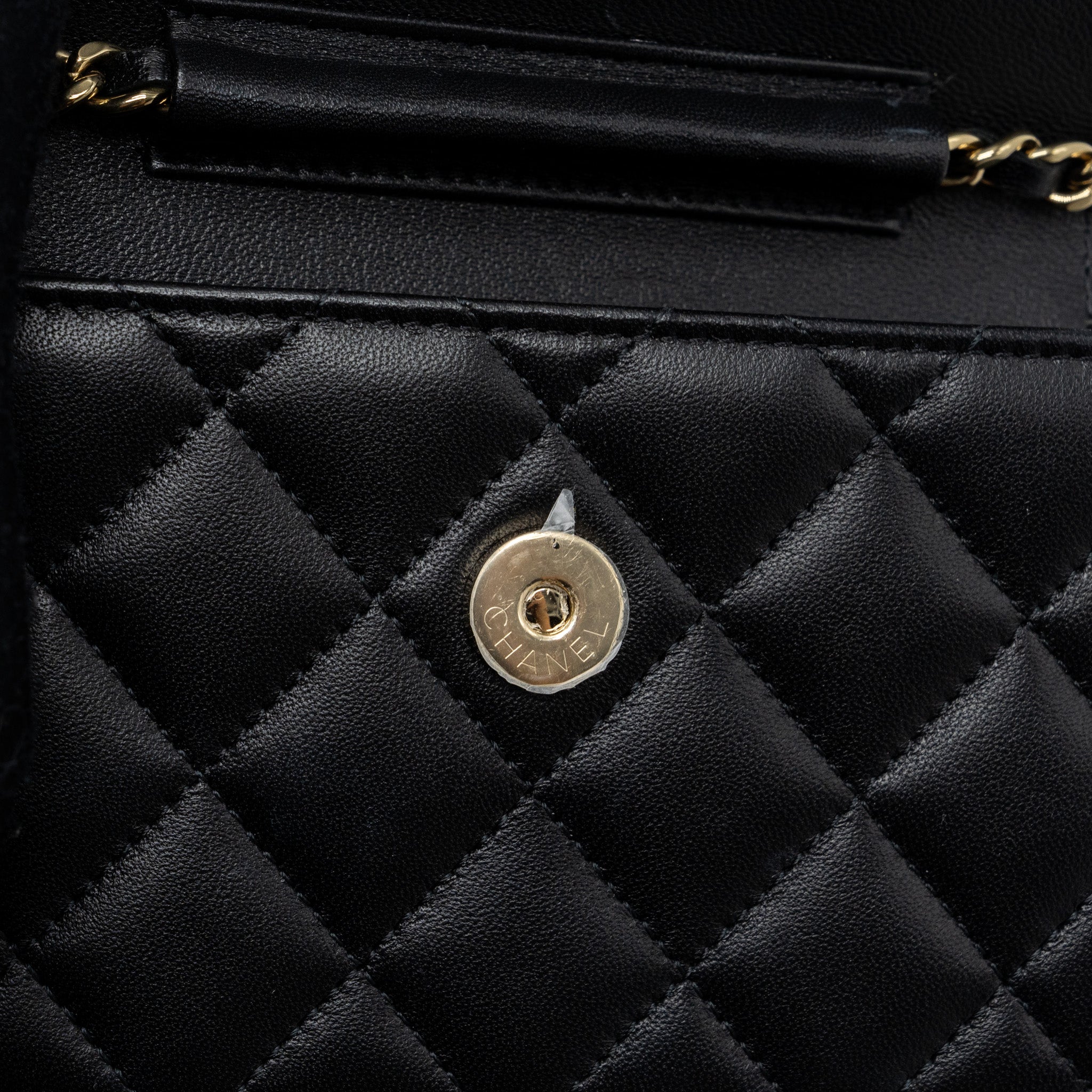 chanel-mini-flap-card-holder-with-ribbon-chain-lambskin-black-lghw