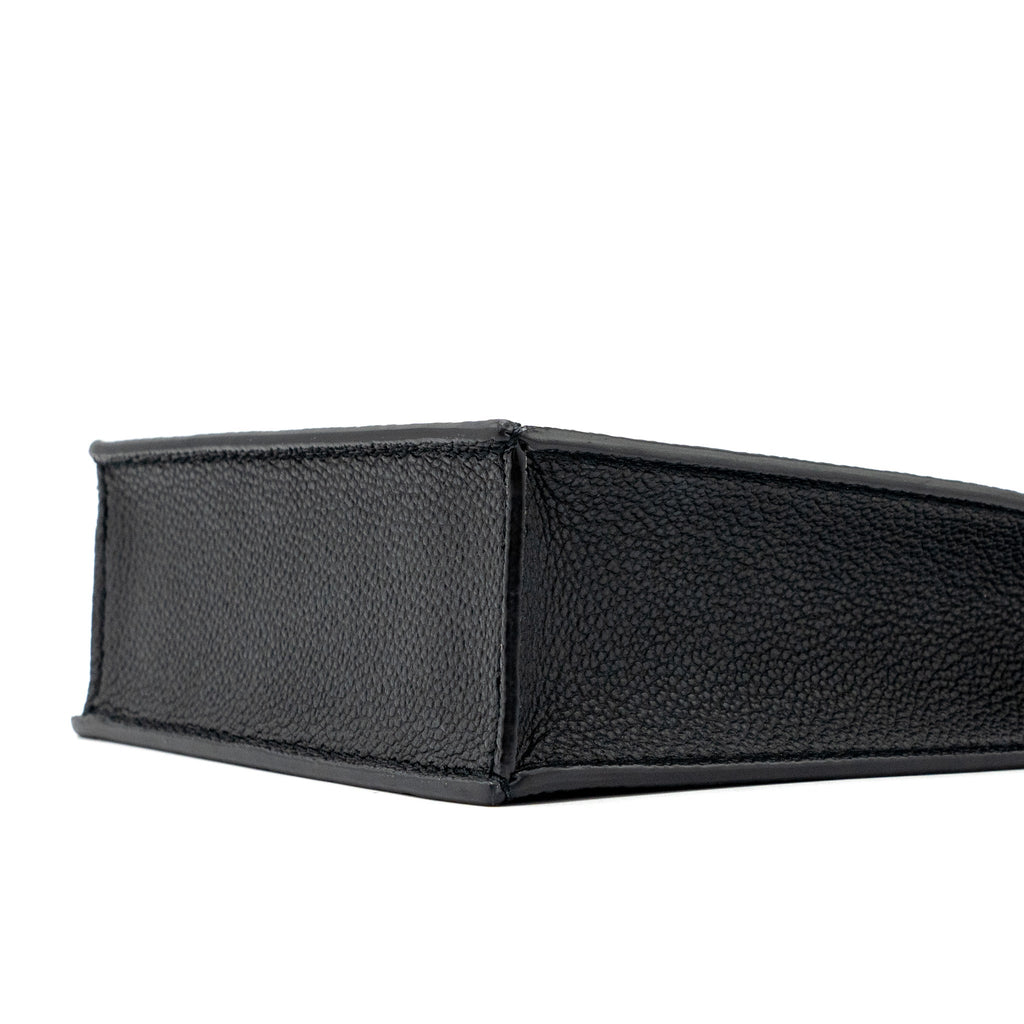 louis-vuitton-petit-sac-plat-monogram-empreinte-black-beige-ghw