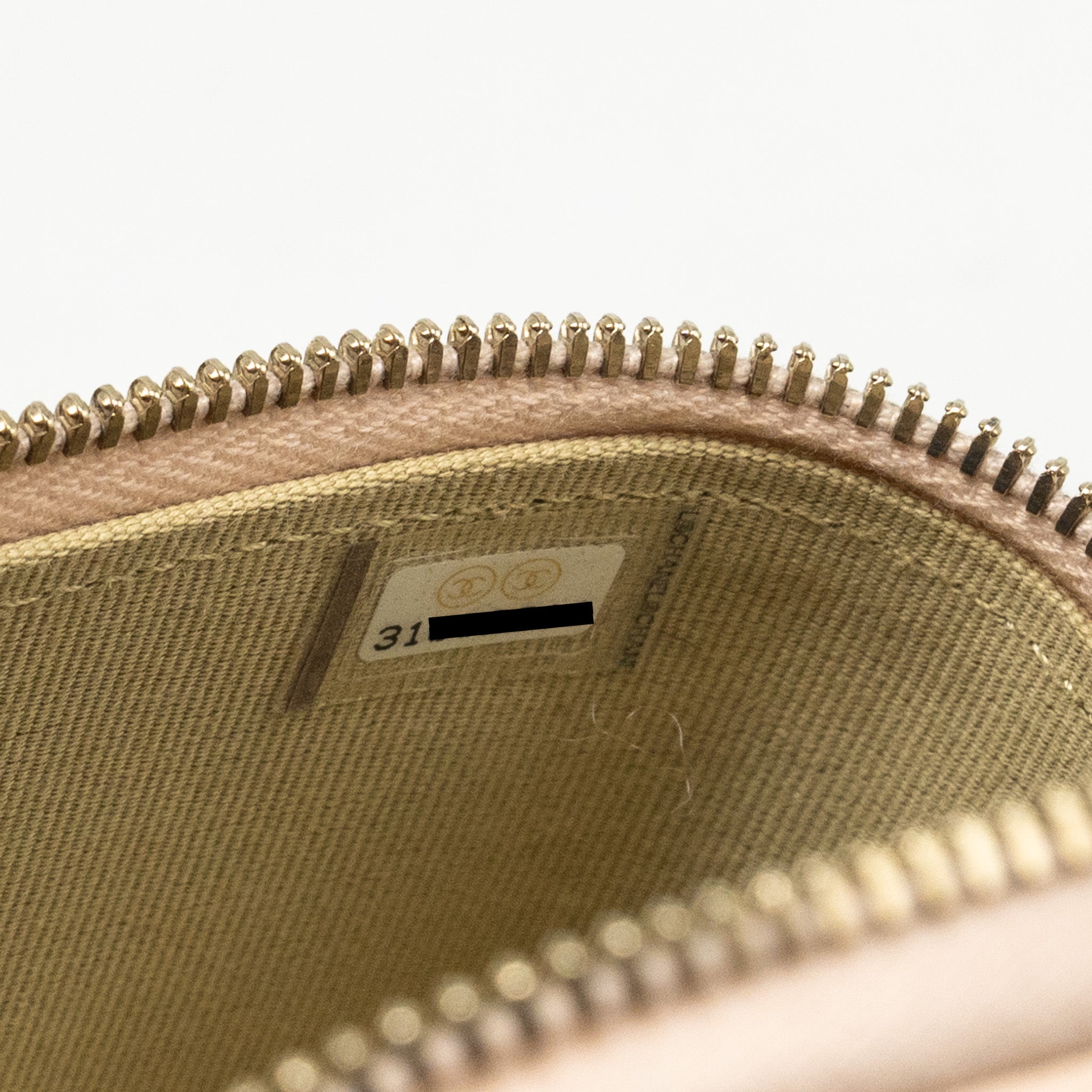 chanel-pearl-crush-mini-vanity-with-chain-lambskin-light-pink-ghw-1