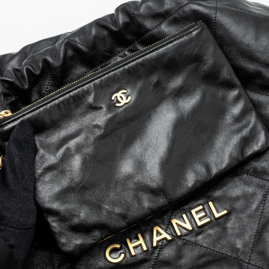 chanel-medium-22-bag-shiny-calfskin-black-brushed-ghwmicrochip