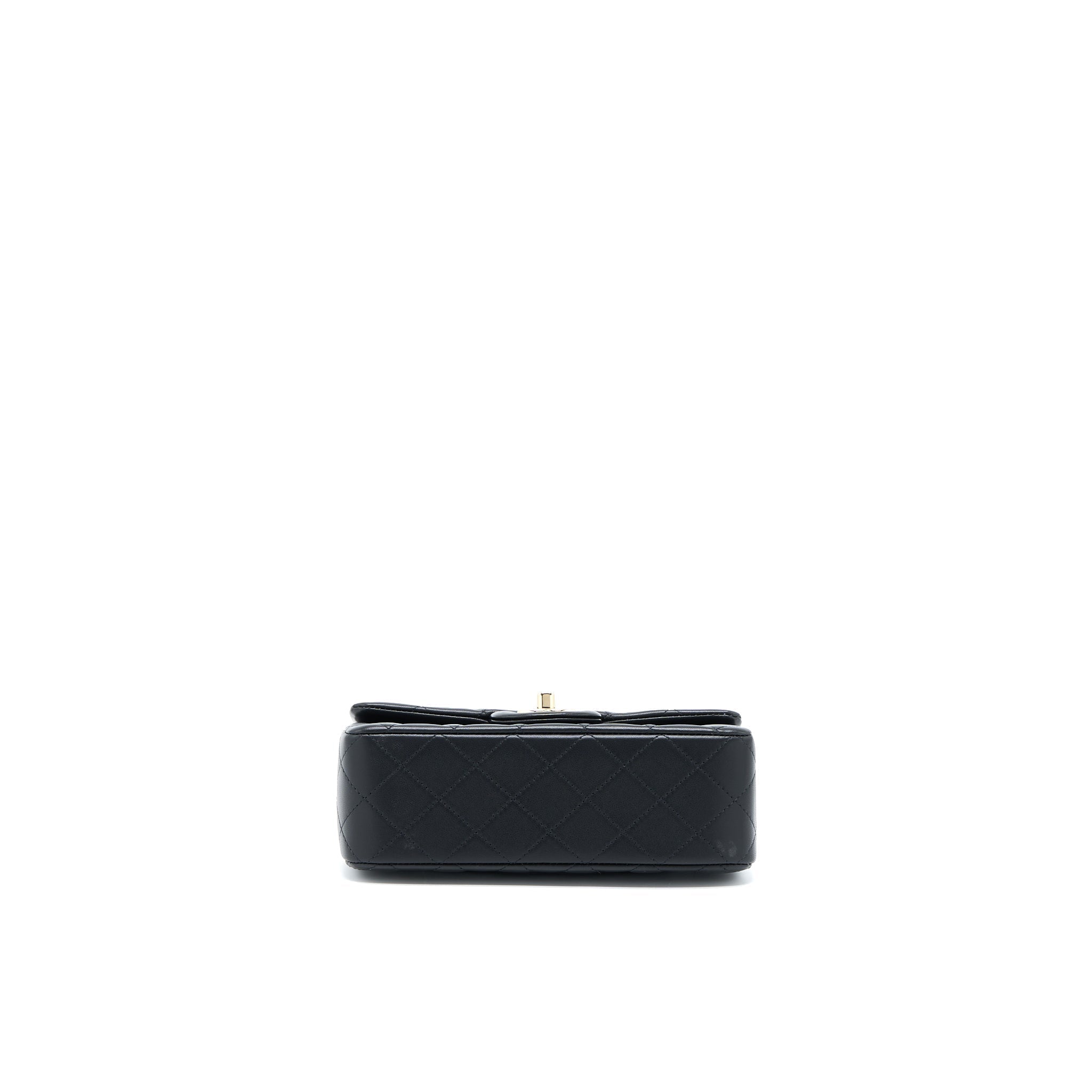 chanel-22p-top-handle-mini-rectangular-with-lion-charm-lghw-microchip