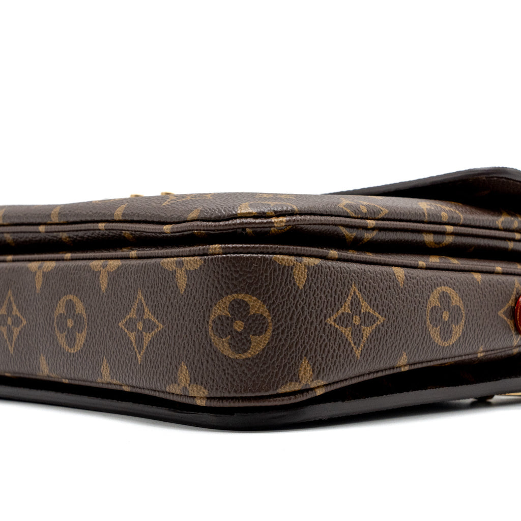 louis-vuitton-pochette-metis-monogram-canvas-ghw-23
