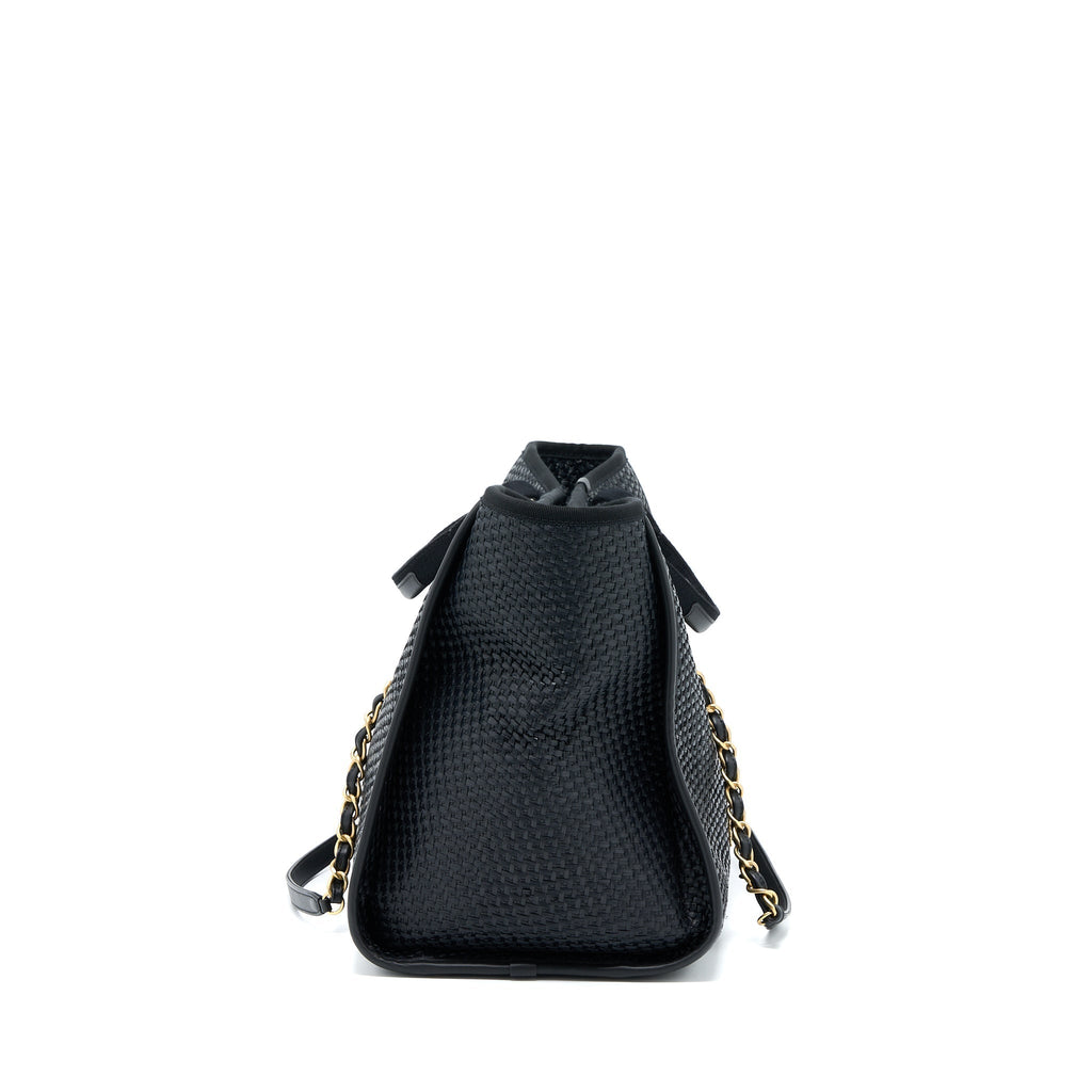 chanel-black-raffia-deauville-tote-bag-ghw