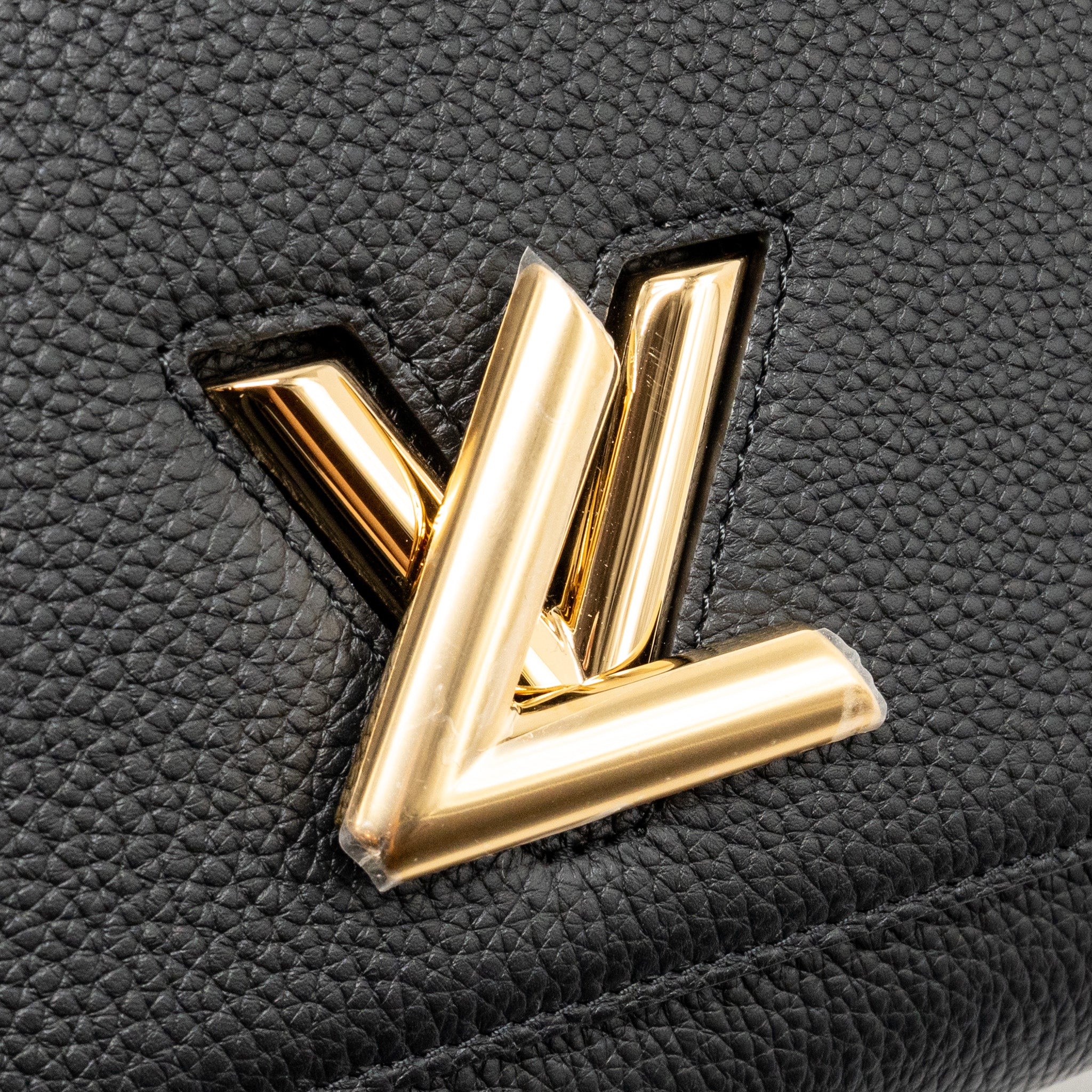 louis-vuitton-twist-one-handle-pm-taurillon-leather-black-pink-ghw