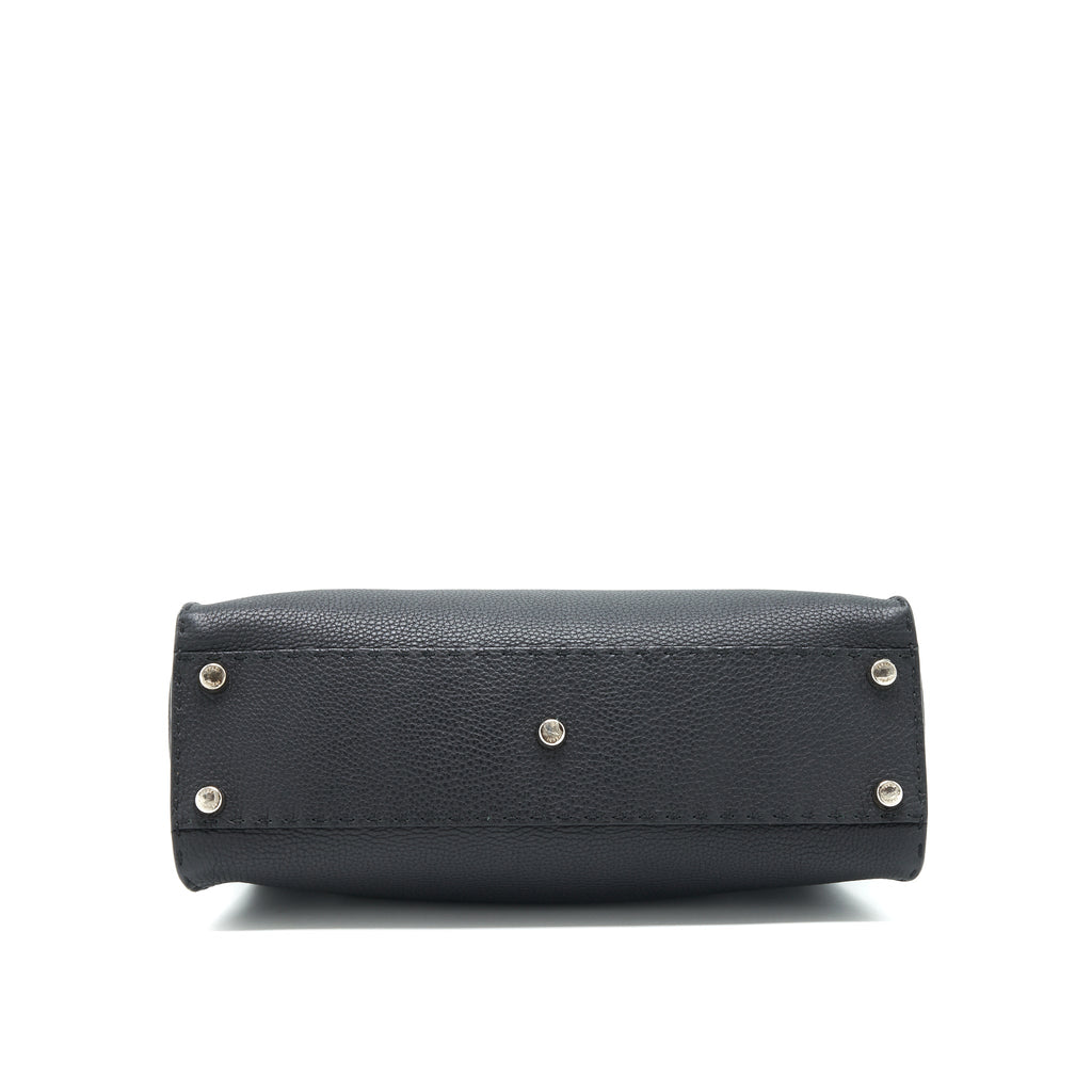 fendi-peekaboo-tote-bag-grained-calfskin-black-shw