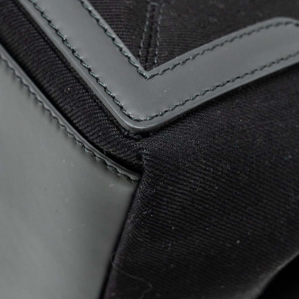 balenciaga-cabas-logo-tote-bag-canvas-calfskin-black-shw